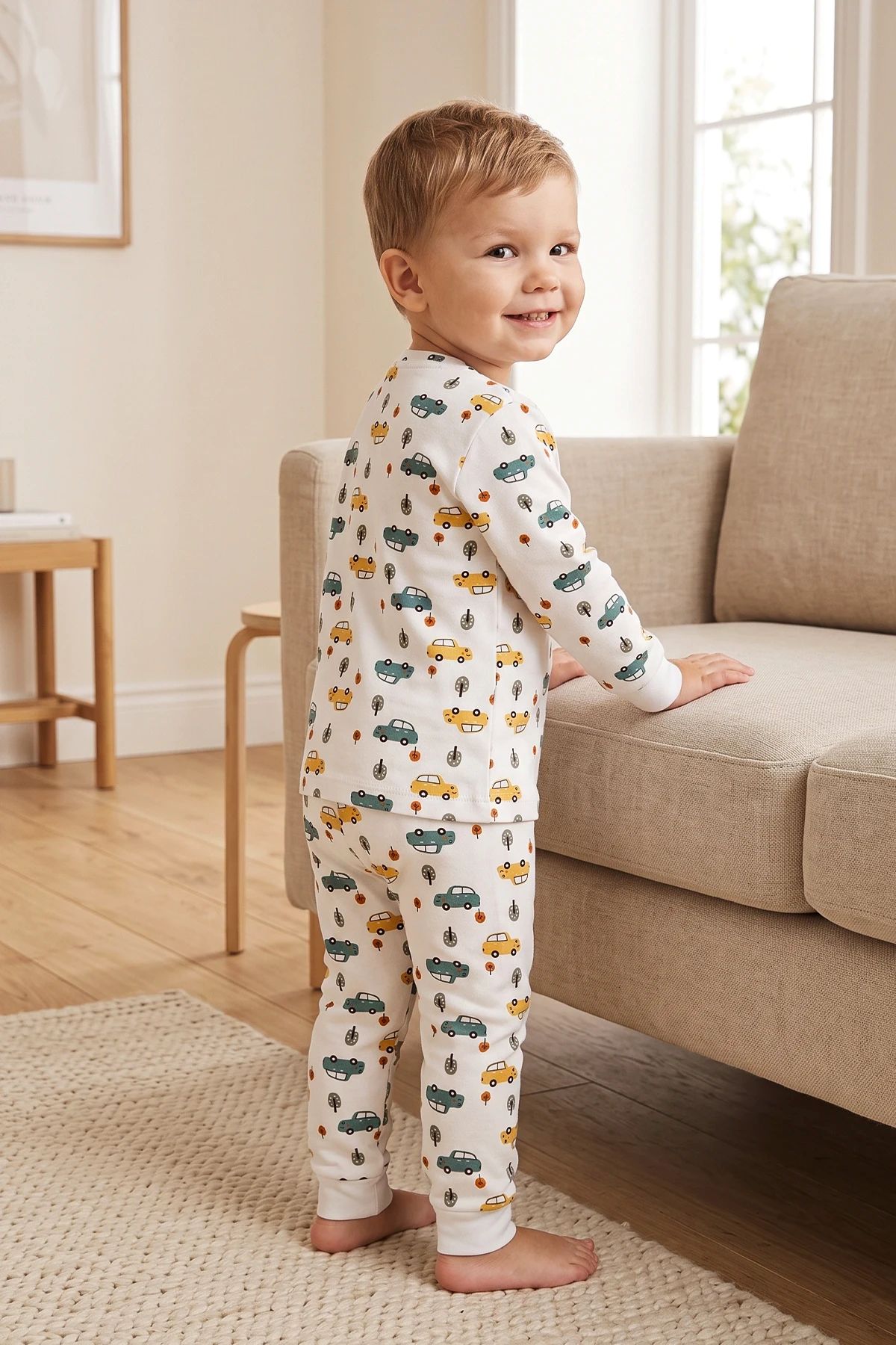 Araba Desenli %100 Pamuk Süprem Kumaş Erkek Bebek - Çocuk Pijama Takımı