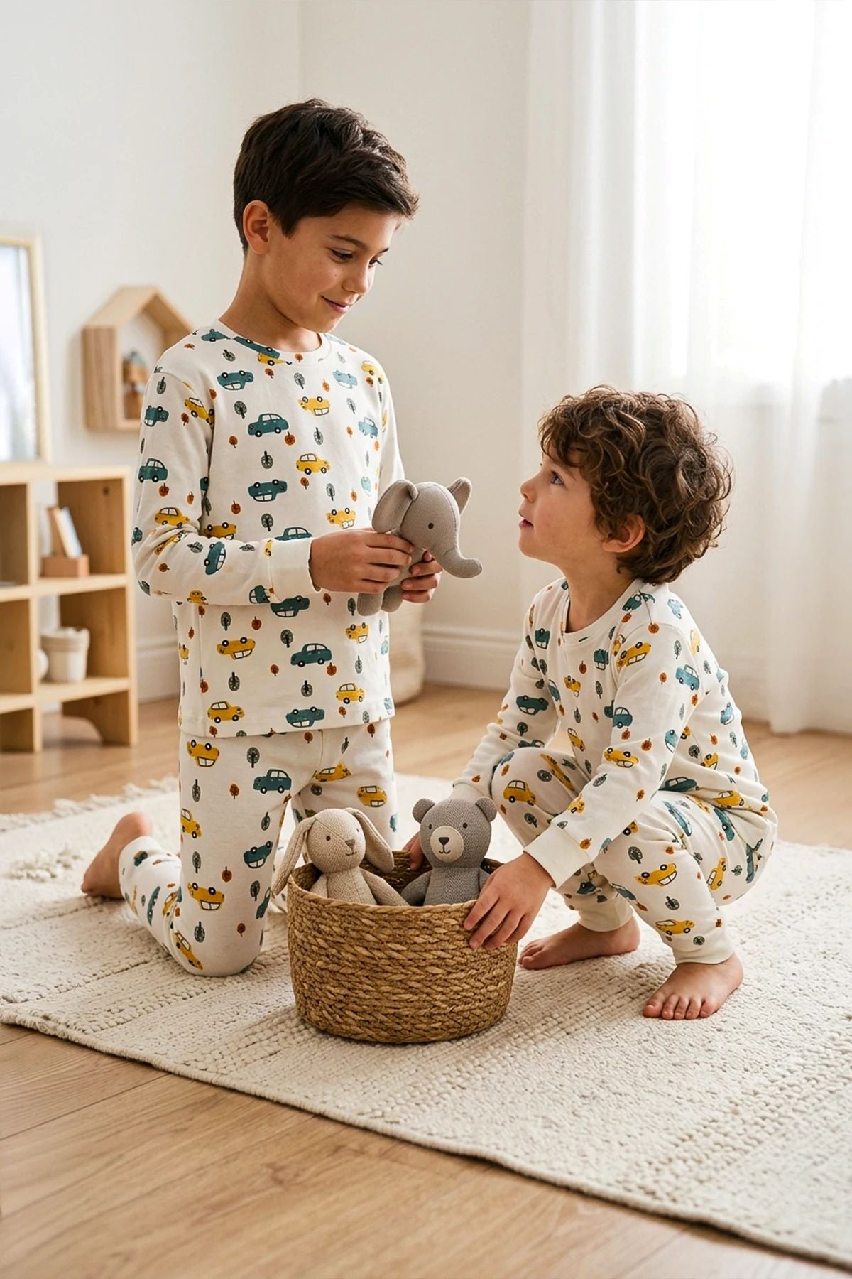 Araba Desenli %100 Pamuk Süprem Kumaş Erkek Bebek - Çocuk Pijama Takımı