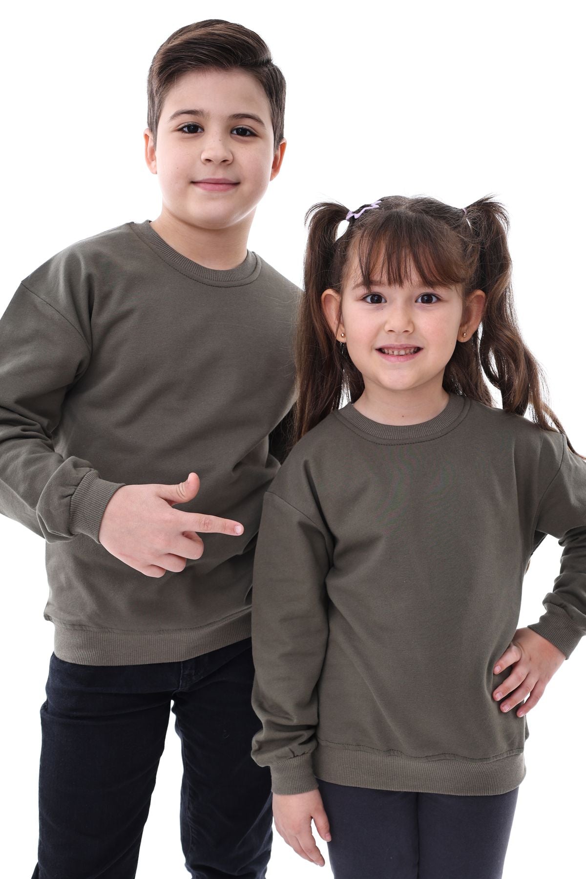 Basic Bisiklet Yaka Şardonlu Çocuk Sweatshirt 3-12 Yaş
