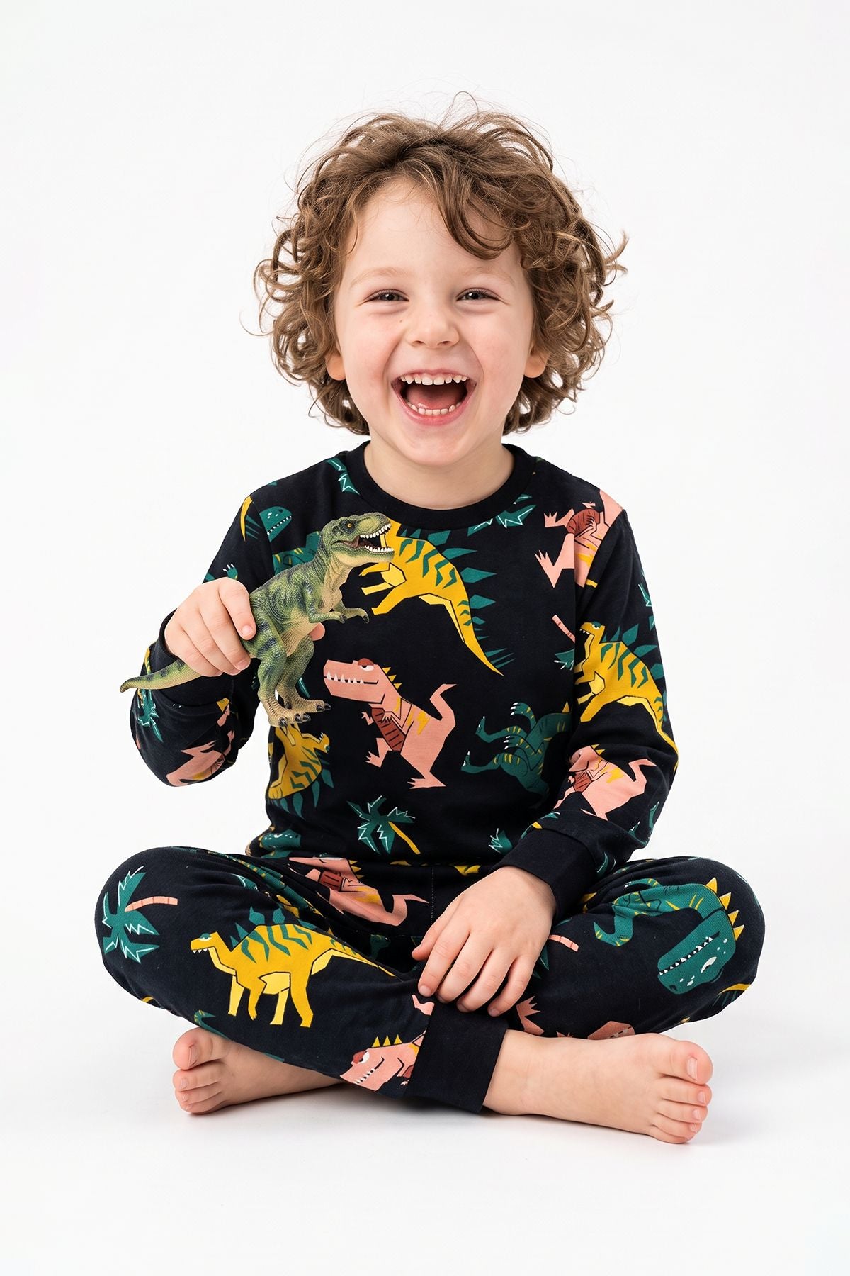 Dinozor Desenli Siyah Uzun Kollu Erkek Çocuk Pijama Takımı