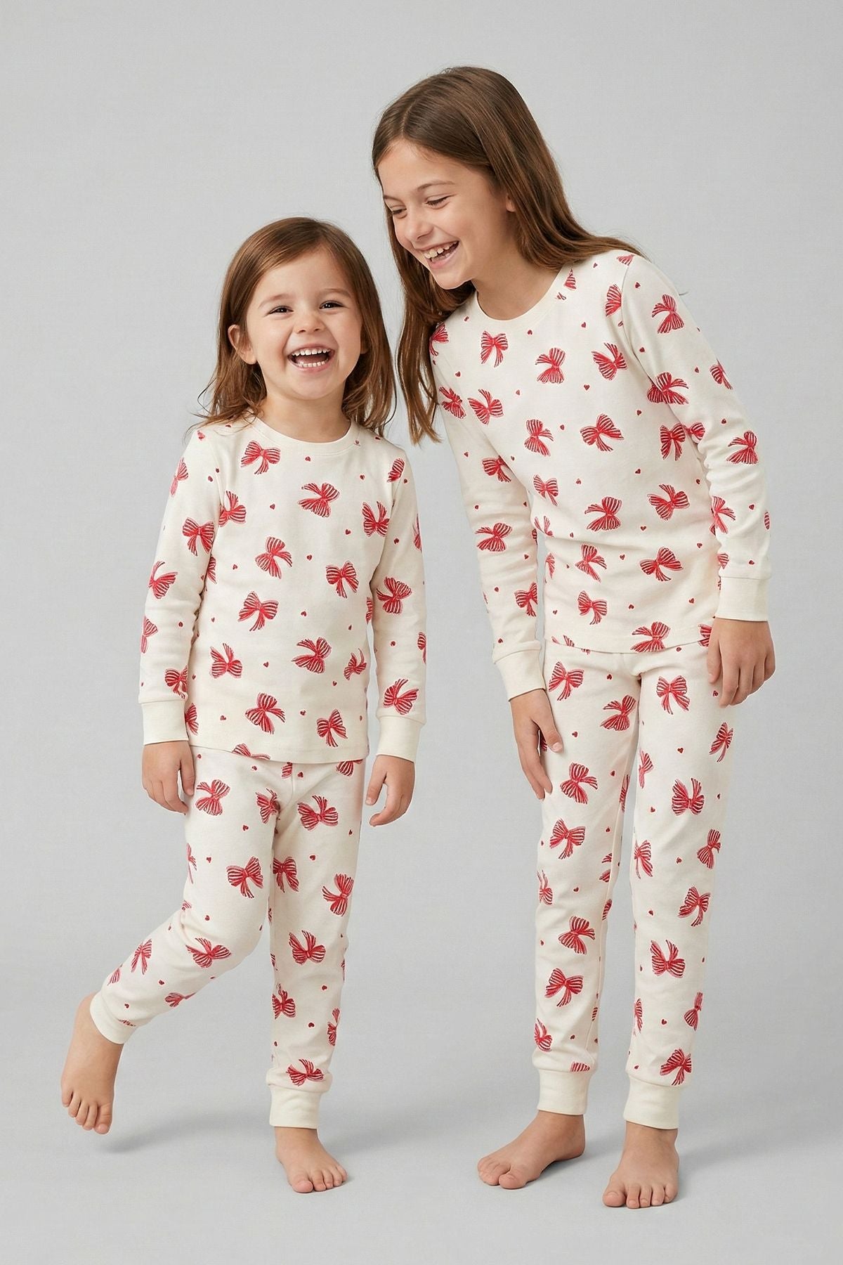 Ekru Renk Kırmızı Fiyonk Baskılı Kız Çocuk Pijama Takımı