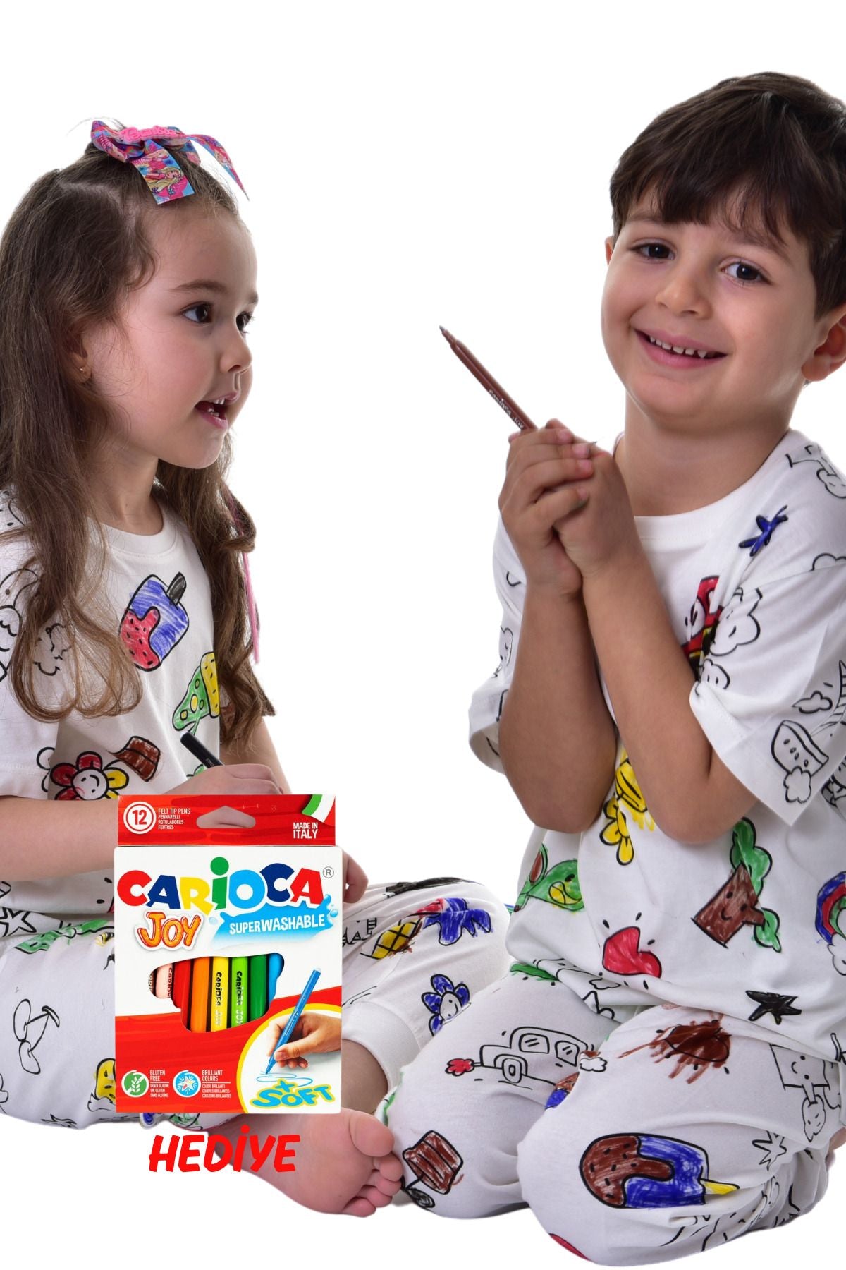 Boyanabilir Çocuk Pijama Takımı - 12'li Kalem Hediyeli - Kısa Kol (Yıkama Sonrası Leke Bırakmaz)