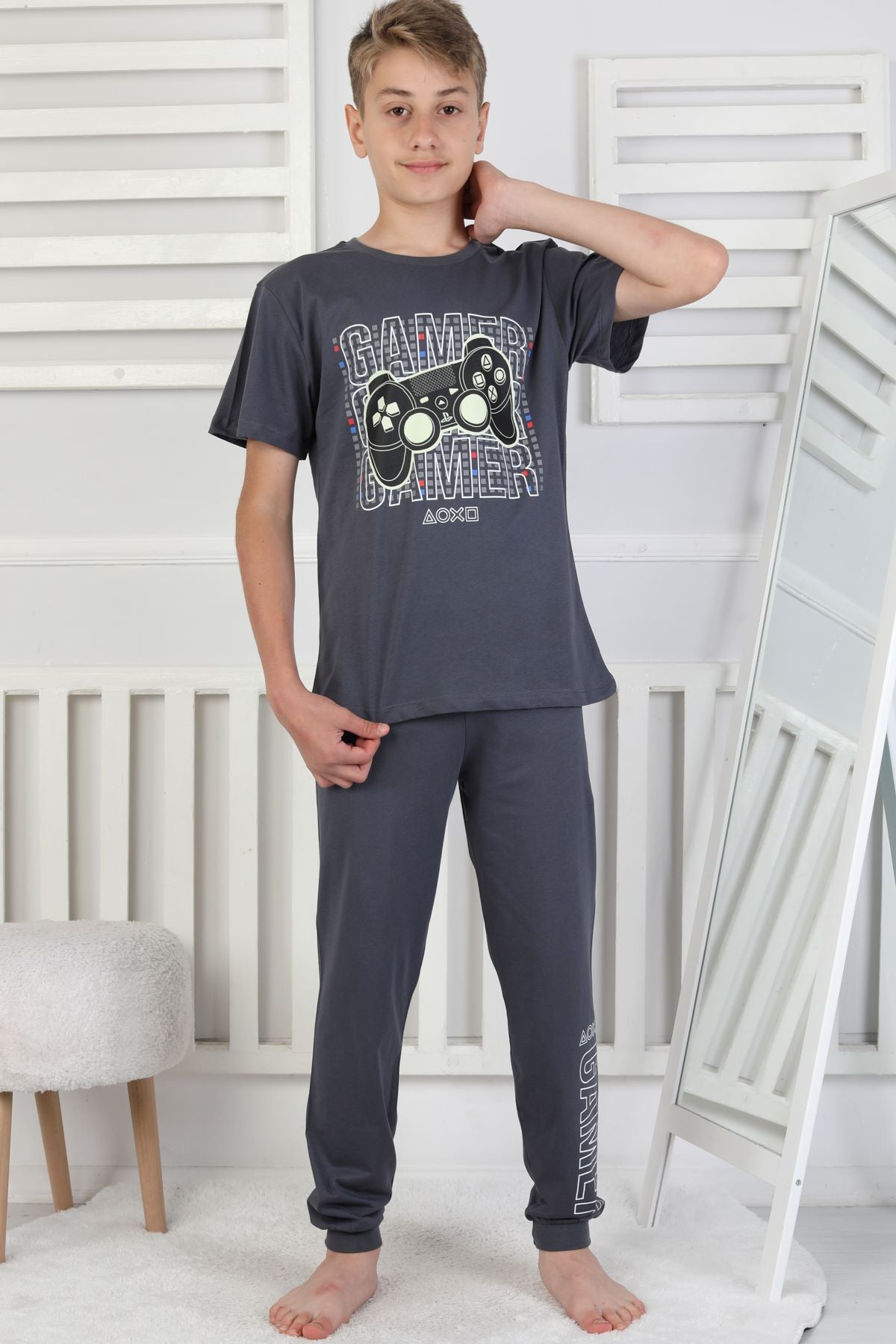 Gamer Console Desenli Kısa Kollu Erkek Çocuk Pijama Takımı