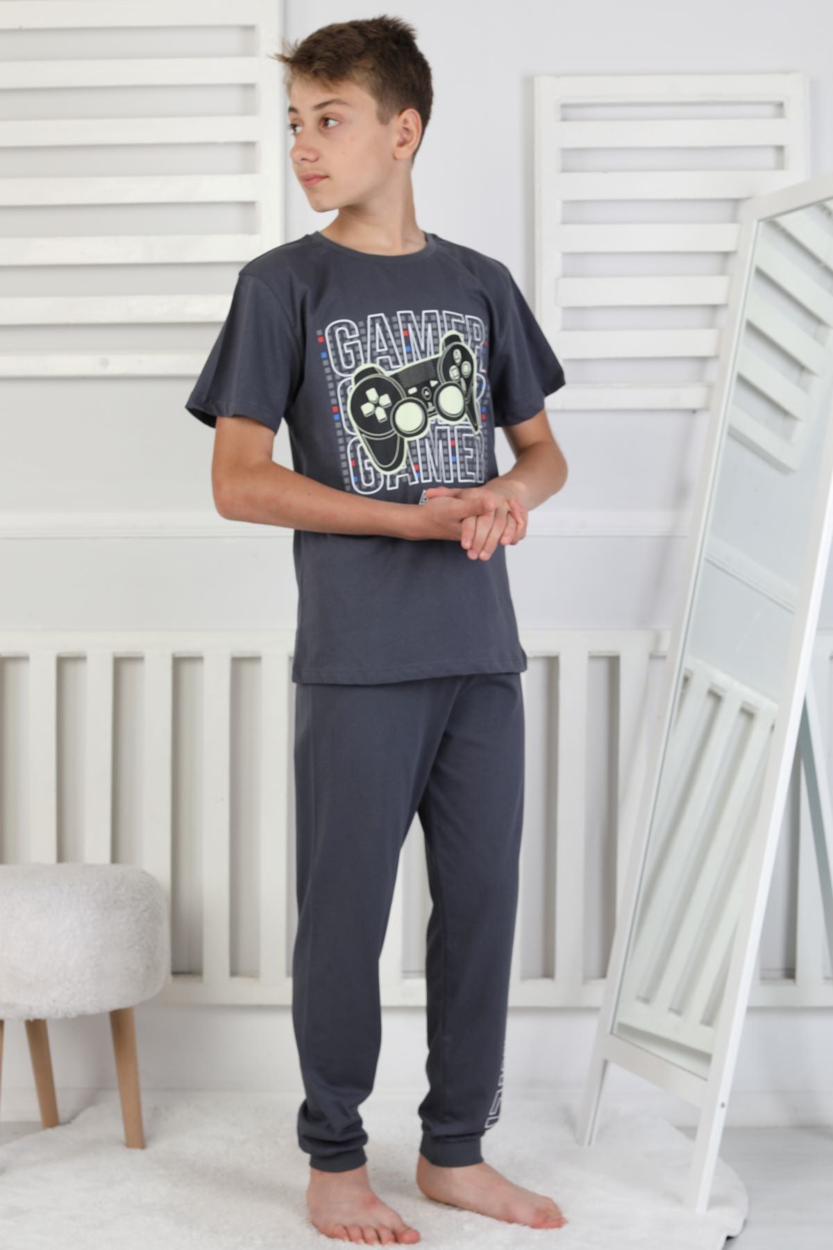 Gamer Console Desenli Kısa Kollu Erkek Çocuk Pijama Takımı