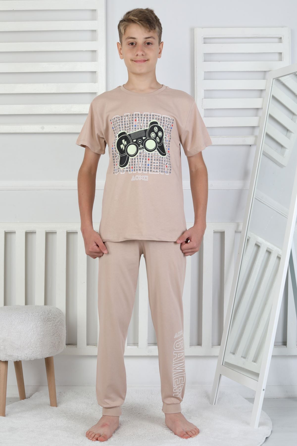 Gamer Console Desenli Kısa Kollu Erkek Çocuk Pijama Takımı