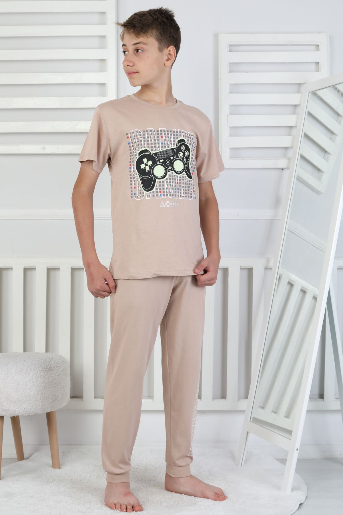 Gamer Console Desenli Kısa Kollu Erkek Çocuk Pijama Takımı