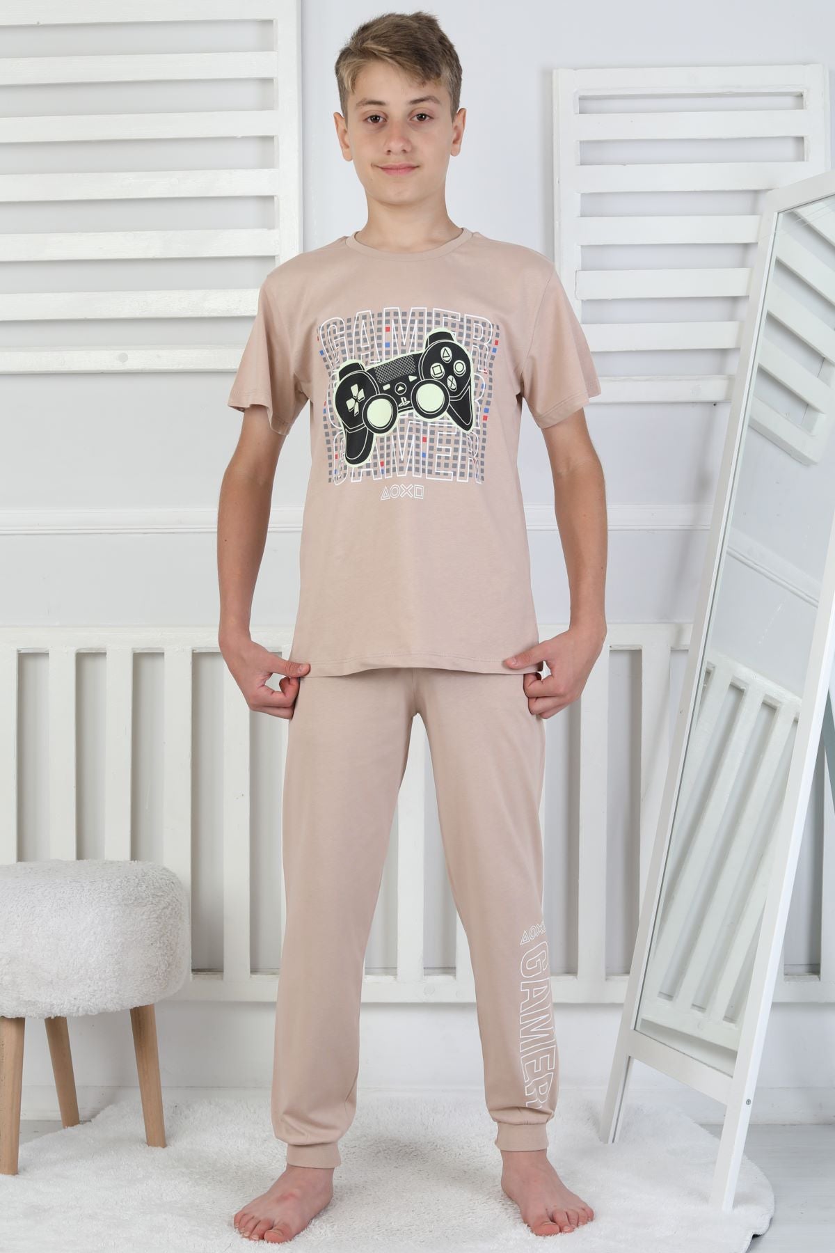 Gamer Console Desenli Kısa Kollu Erkek Çocuk Pijama Takımı