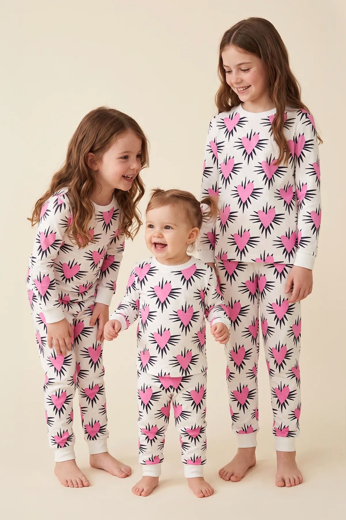Kız Çocuk Pembe Kalp Desenli Uzun Kollu Pijama Takımı
