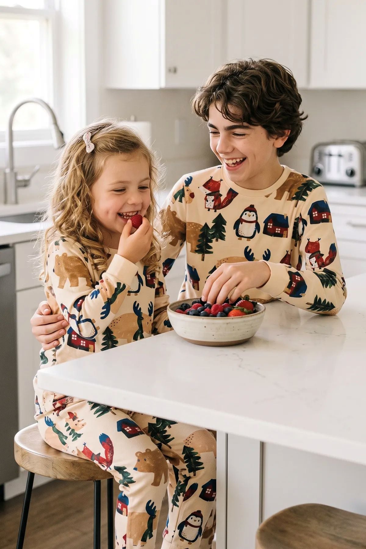 Sevimli Kardan Adam-Penguen Desenli %100 Pamuk Unisex Çocuk Pijama Takımı