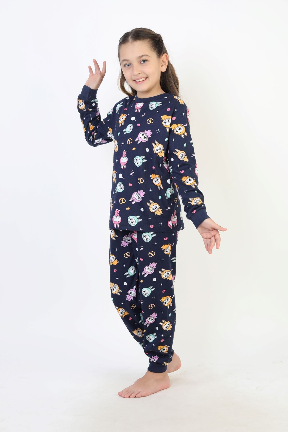 Labubu Desenli Kız Çocuk Takımı