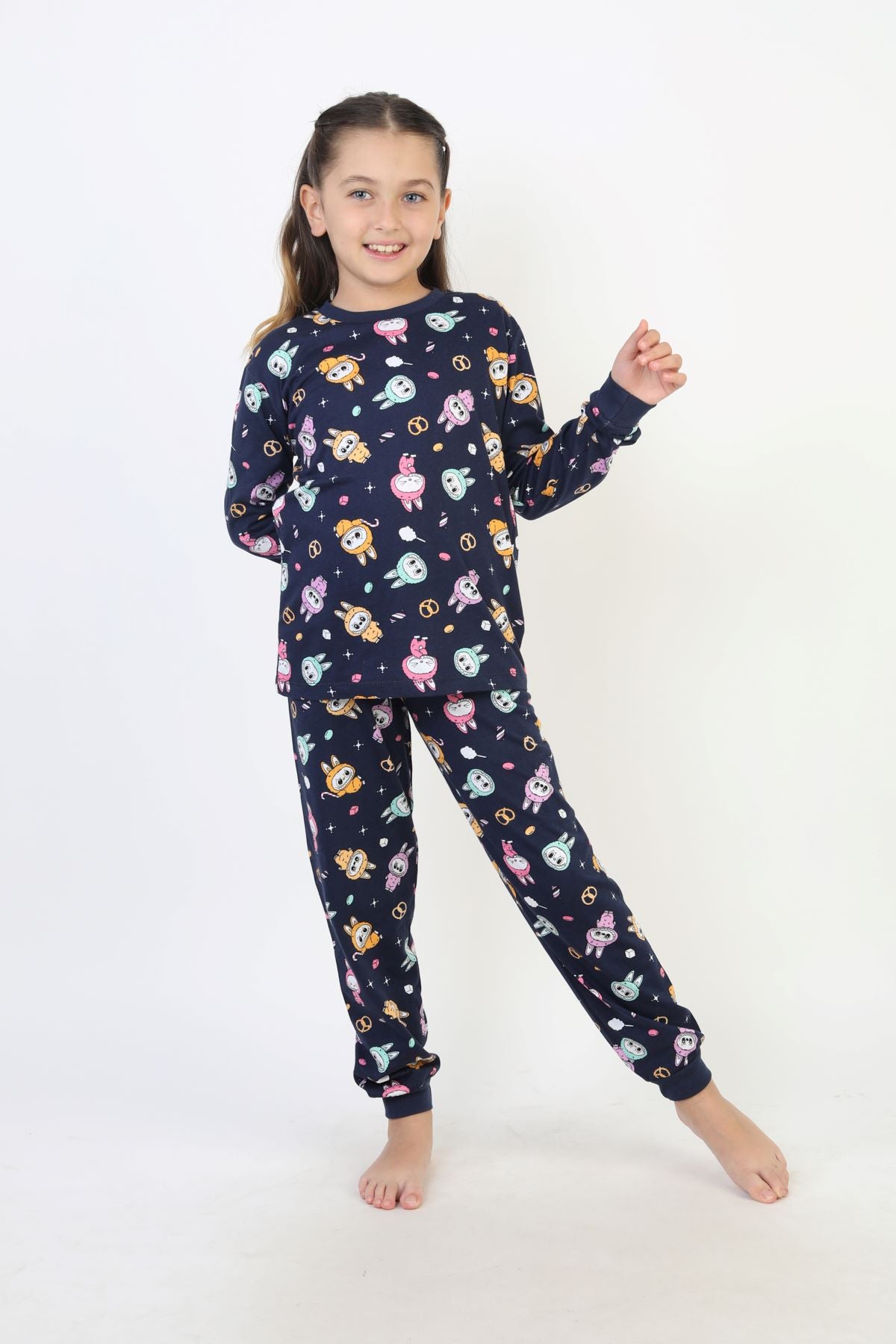 Labubu Desenli Kız Çocuk Takımı