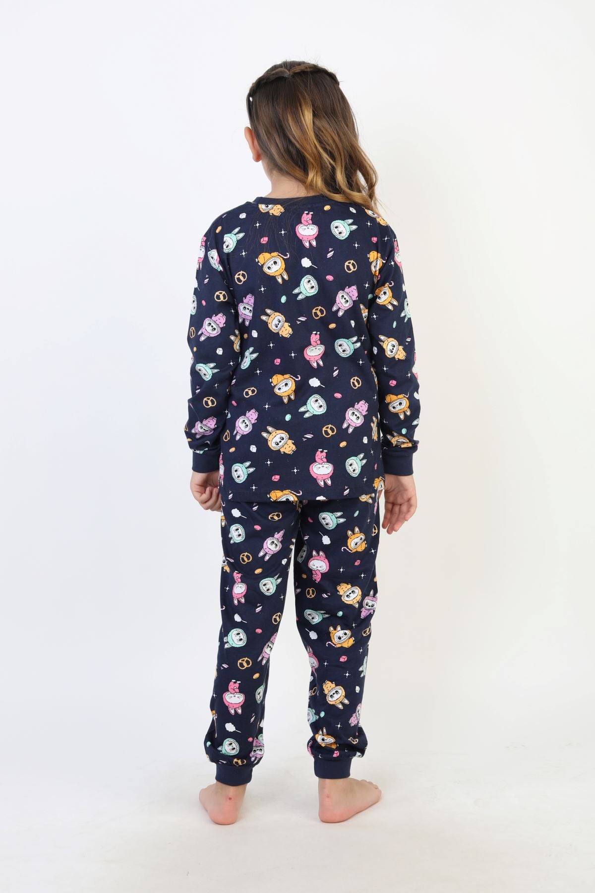 Labubu Desenli Kız Çocuk Takımı