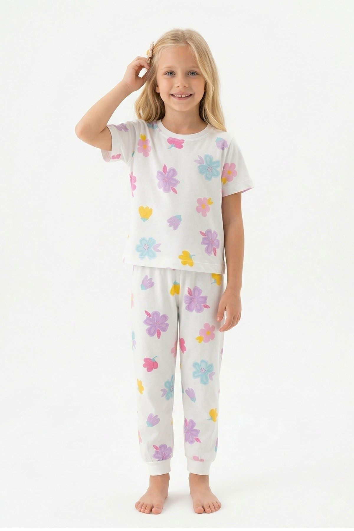 Pastel Renkli Çiçek Desenli Beyaz Kız Çocuk %100 Pamuk Pijama Takımı