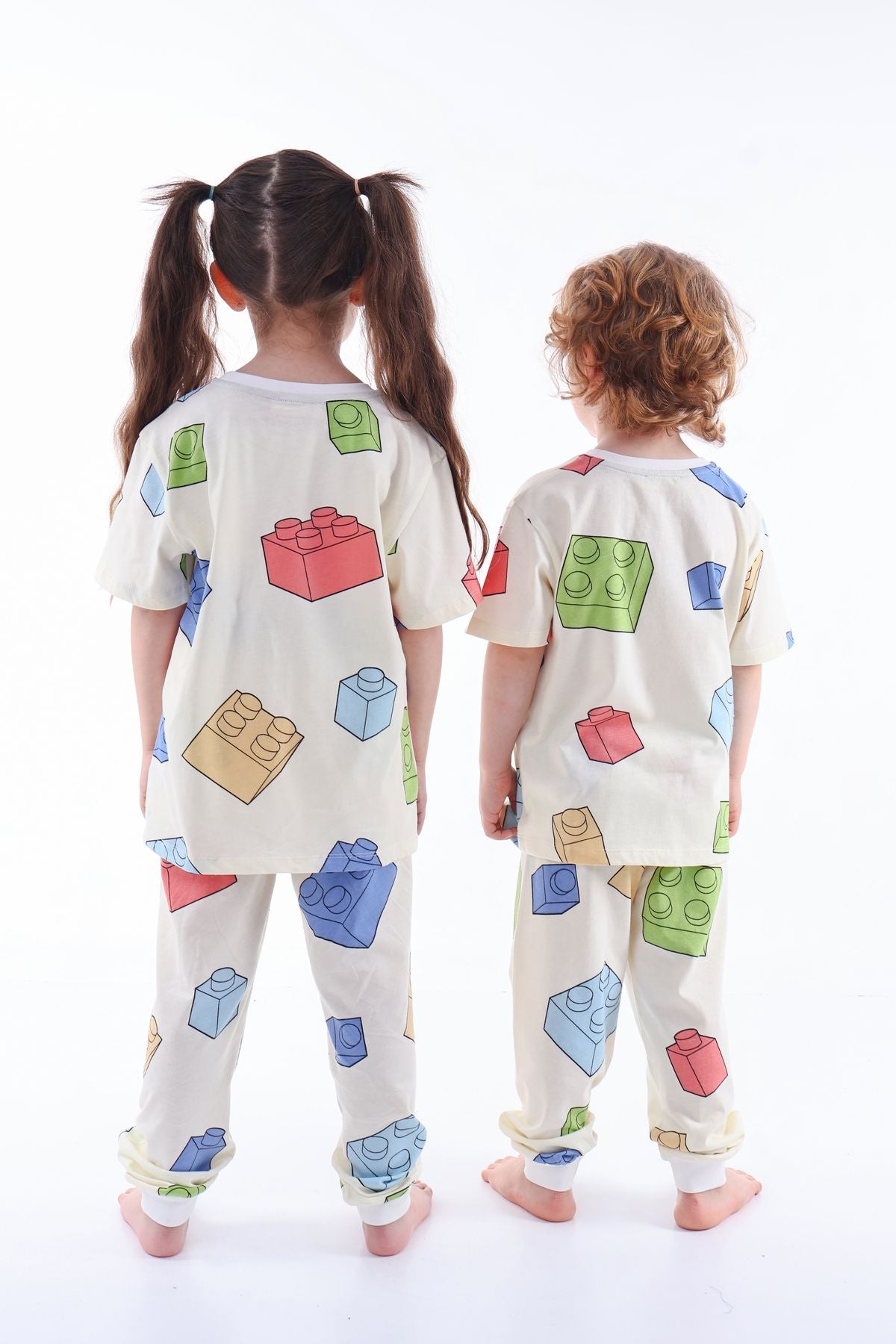 Renk Blokları Desenli Çocuk Pijama Takımı