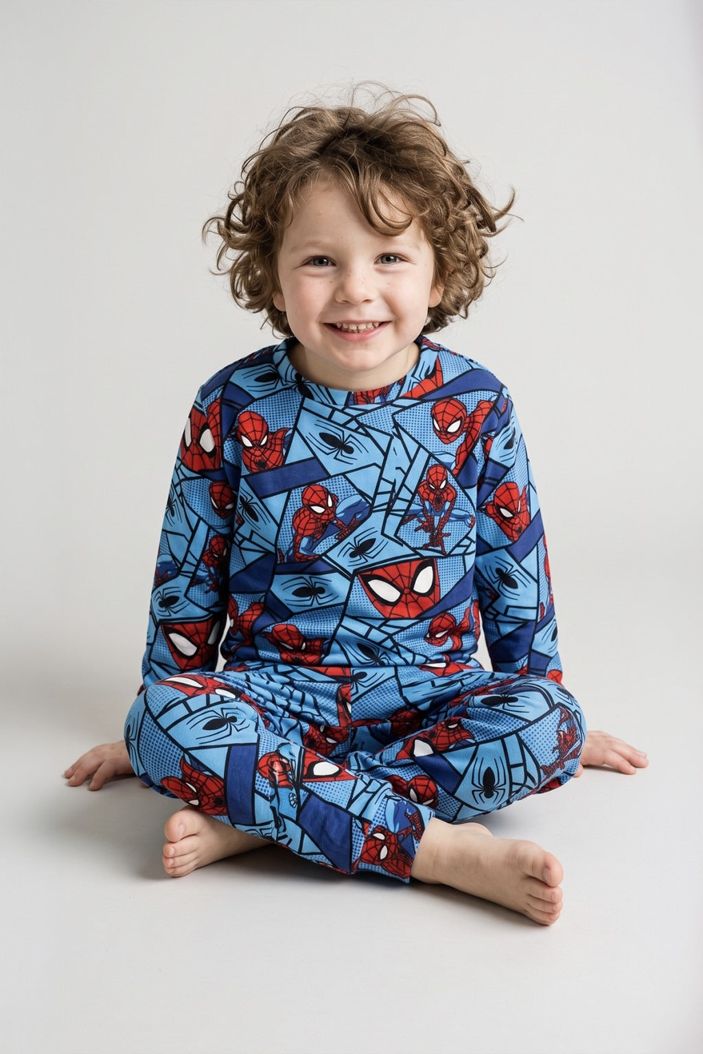 Süper Kahraman Desenli Turkuaz Renk Uzun Kol Erkek Çocuk Pijama Takımı