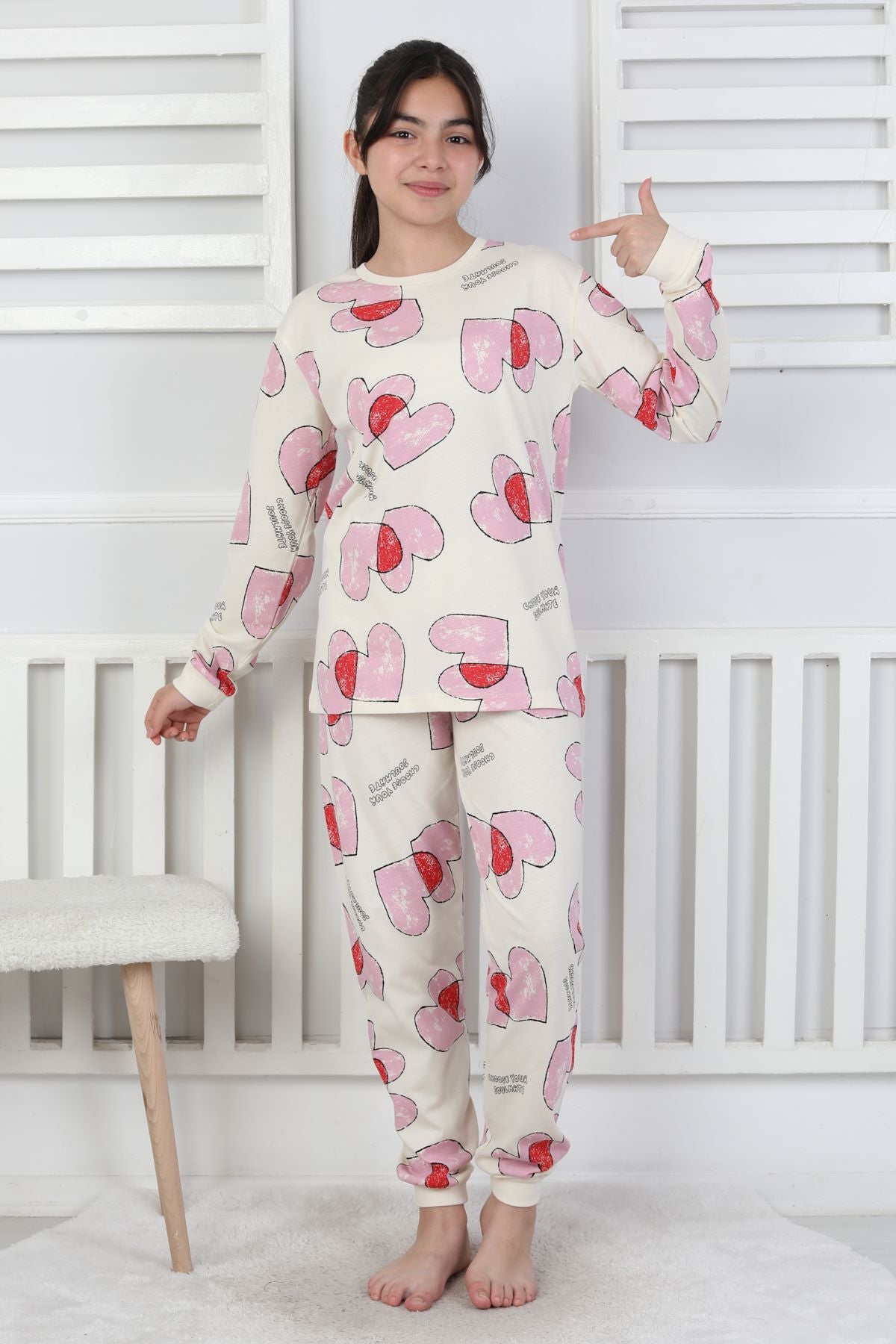 Tangled Hearts Desenli Kız Çocuk Pijama Takımı 8-13