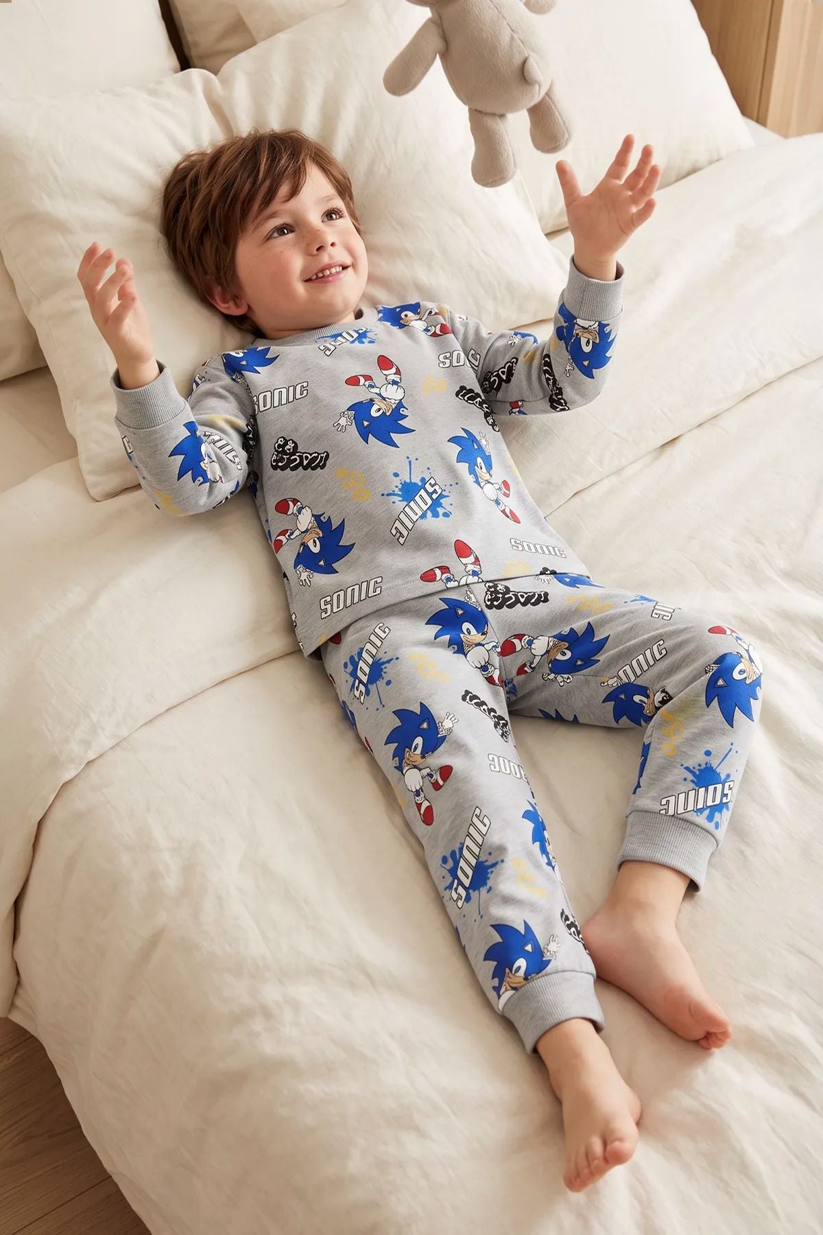 The Hedgehog Super Sonic Desenli %100 Pamuk Gri Renk Erkek Çocuk Pijama Takımı