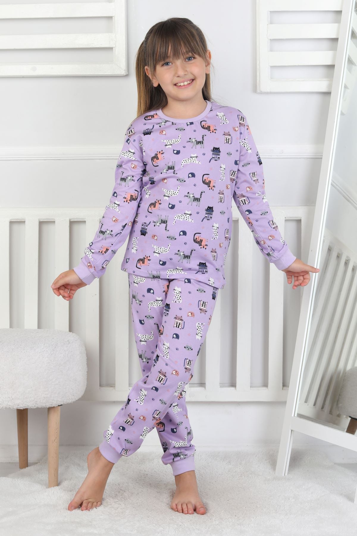 Uzun Kollu Cute Cat Desenli Kız Çocuk Pijama Takımı