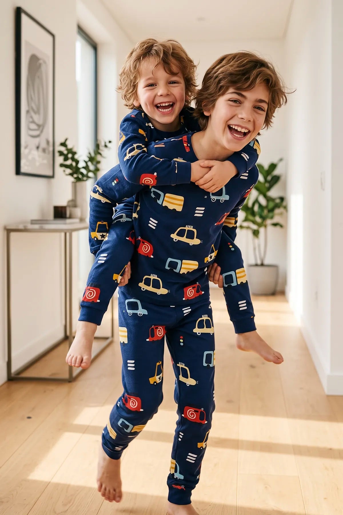Araba Desenli %100 Pamuk Süprem Kumaş Erkek Bebek - Çocuk Pijama Takımı