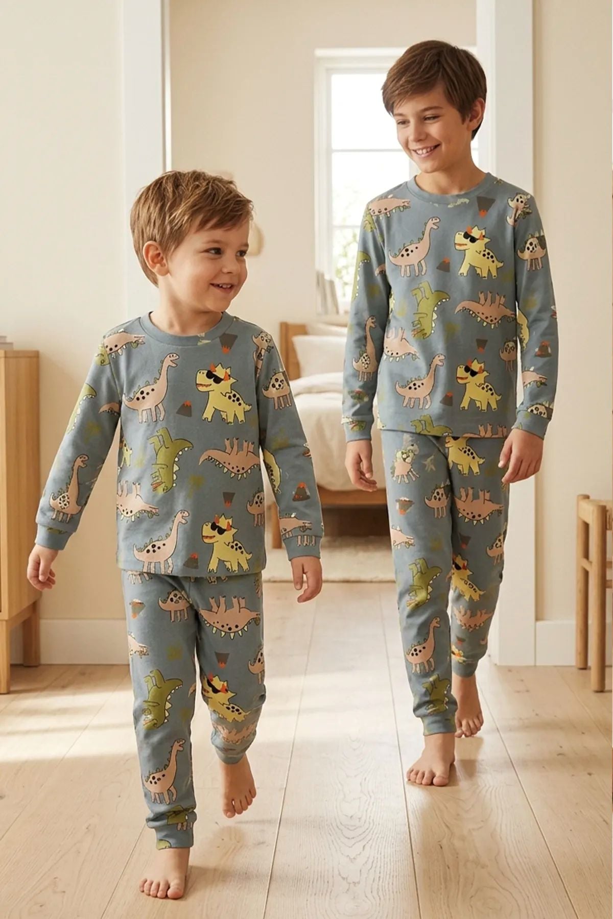 Dinozor Desenli Erkek Çocuk Pijama Takımı