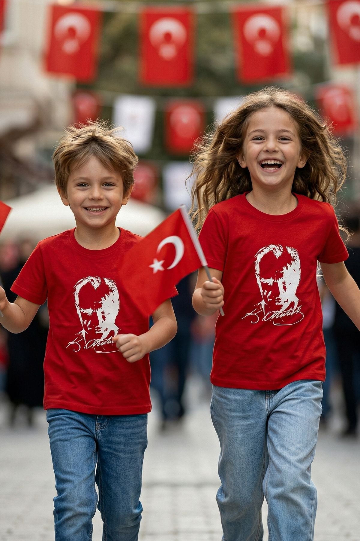 Atatürk Baskılı Kırmızı Renk T-Shirt
