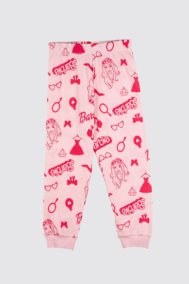 Barbie temalı pijama takımı şık ve rahat tasarımıyla çocuklar için ideal uyku kıyafeti seçeneği sunar.