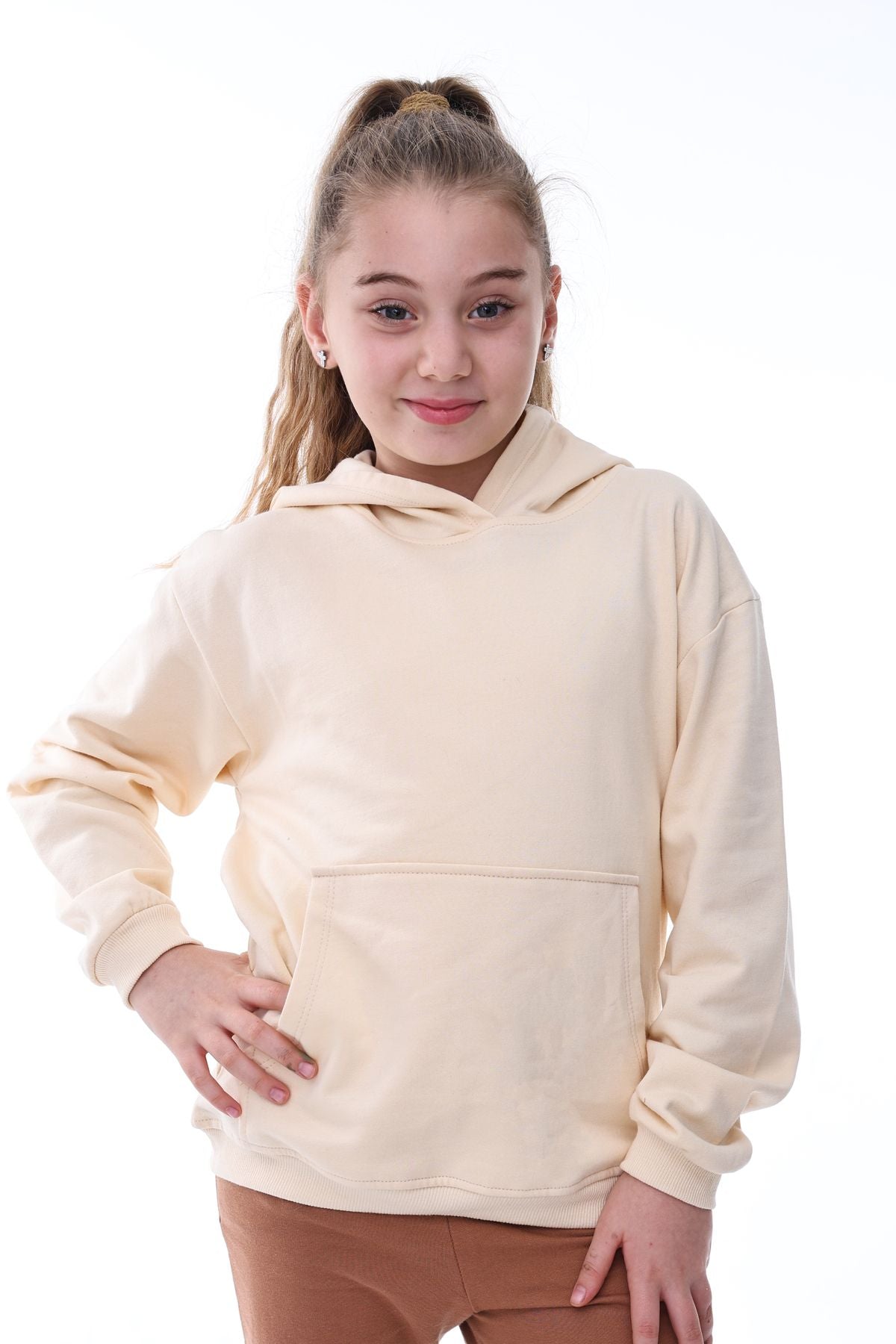 Basic Kapüşonlu Şardonlu Kanguru Cep Detaylı Çocuk Sweatshirt 3-10 Yaş Ekru