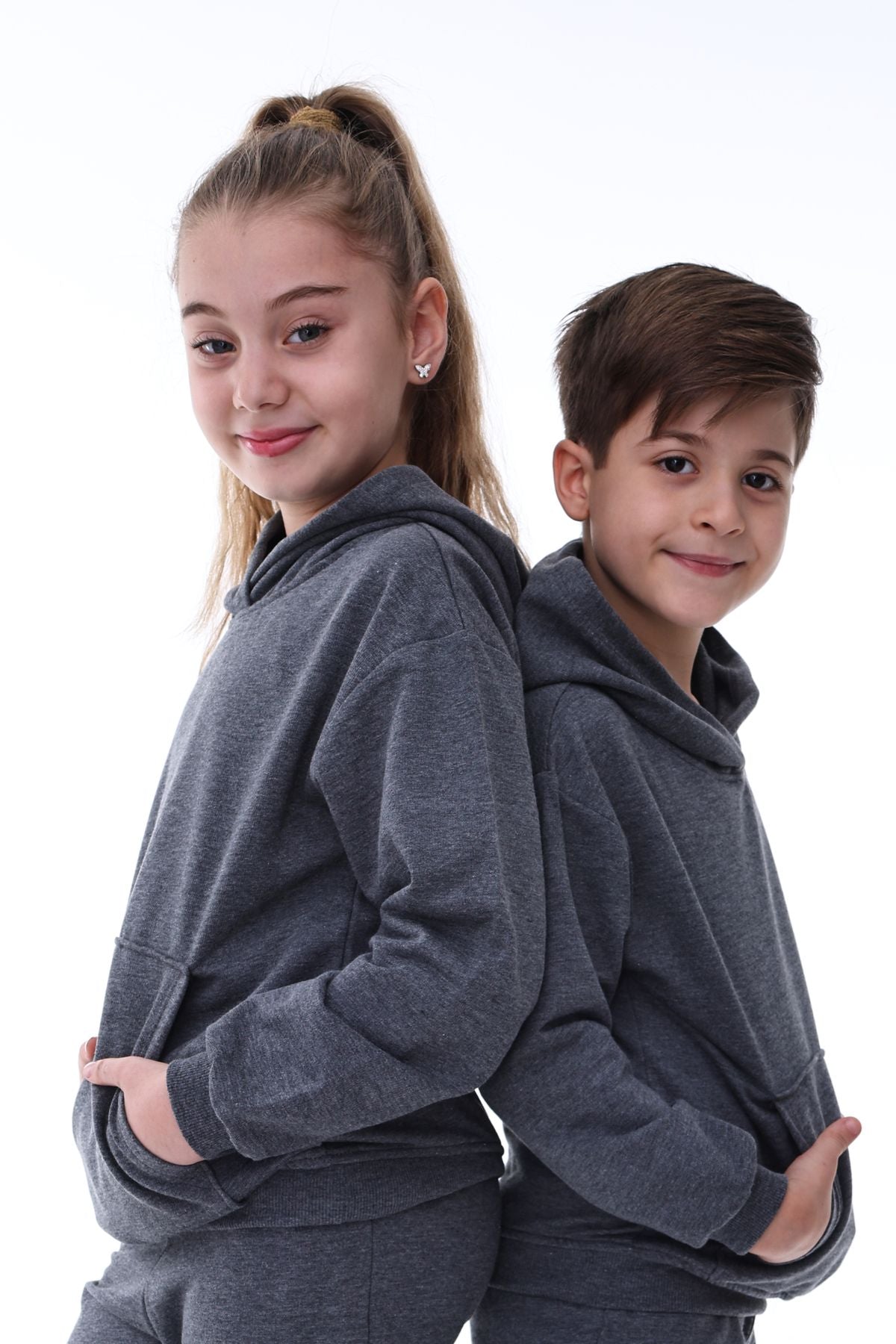 Basic Kapüşonlu Şardonlu Kanguru Cep Detaylı Çocuk Sweatshirt 3-12 Yaş
