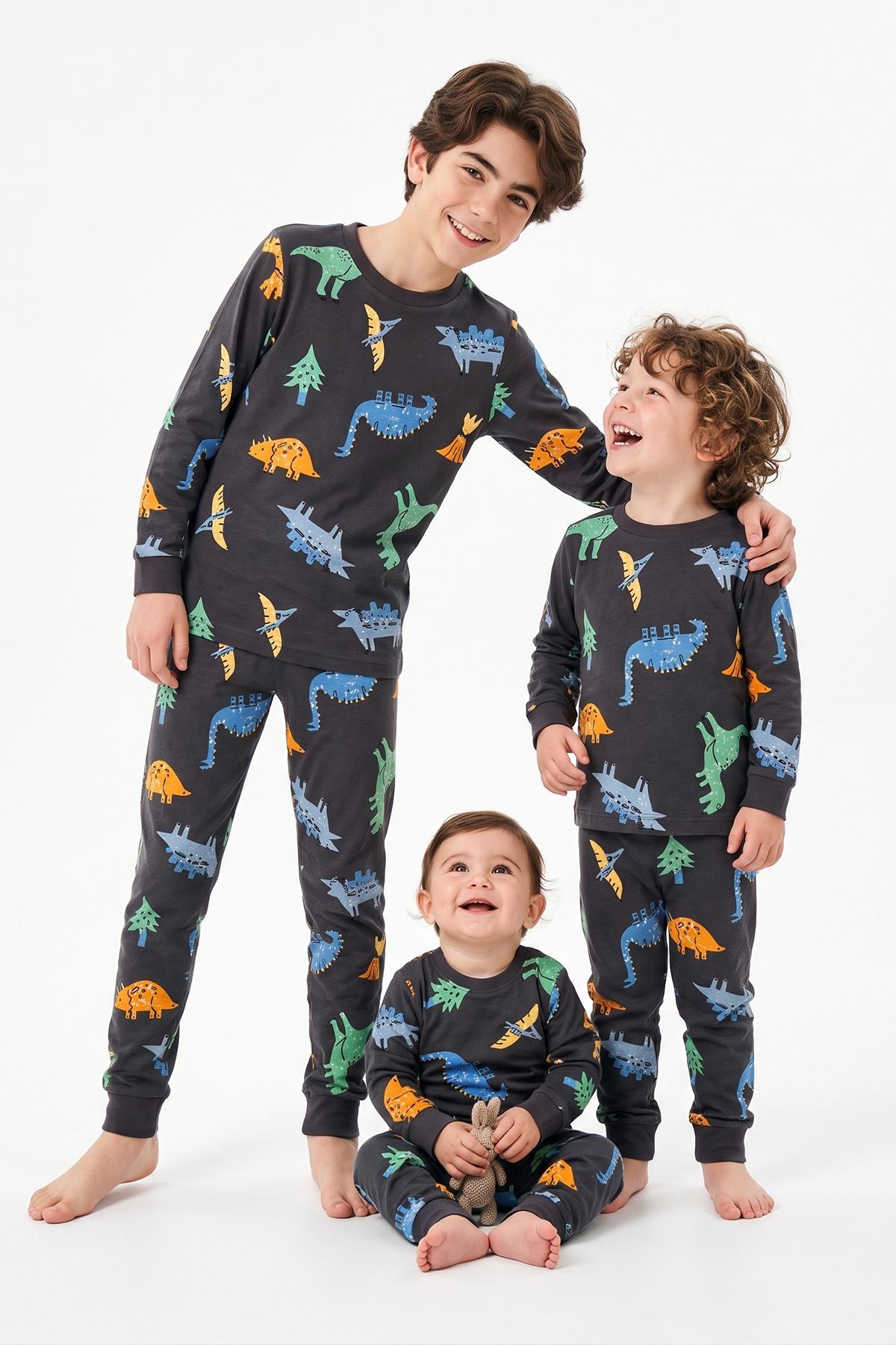 Dinozor Desenli Uzun Kollu Erkek Çocuk Pijama Takımı