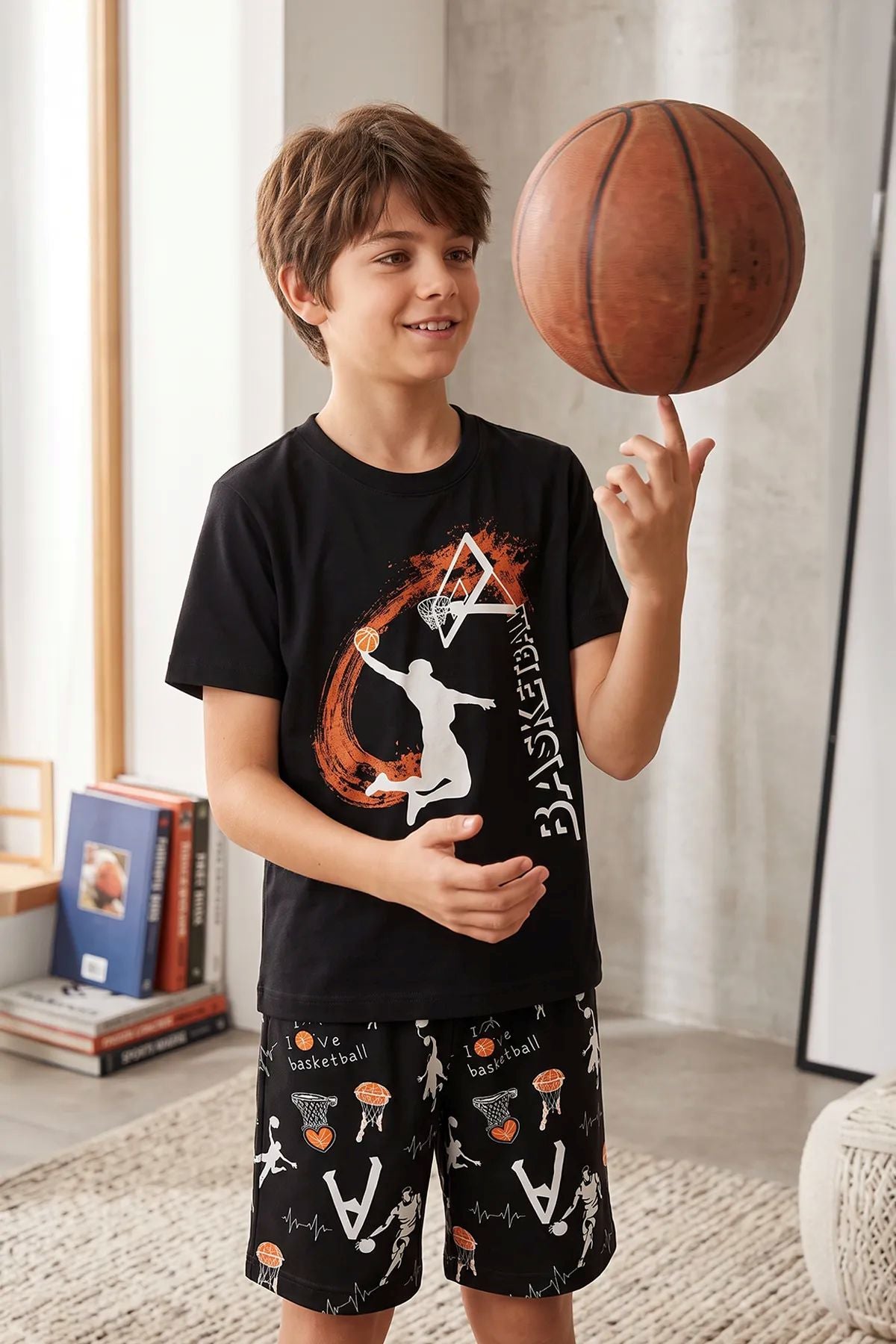 Erkek Çocuk Basketbol Baskılı Tişört ve Şort 2’li Takım – Siyah Beyaz
