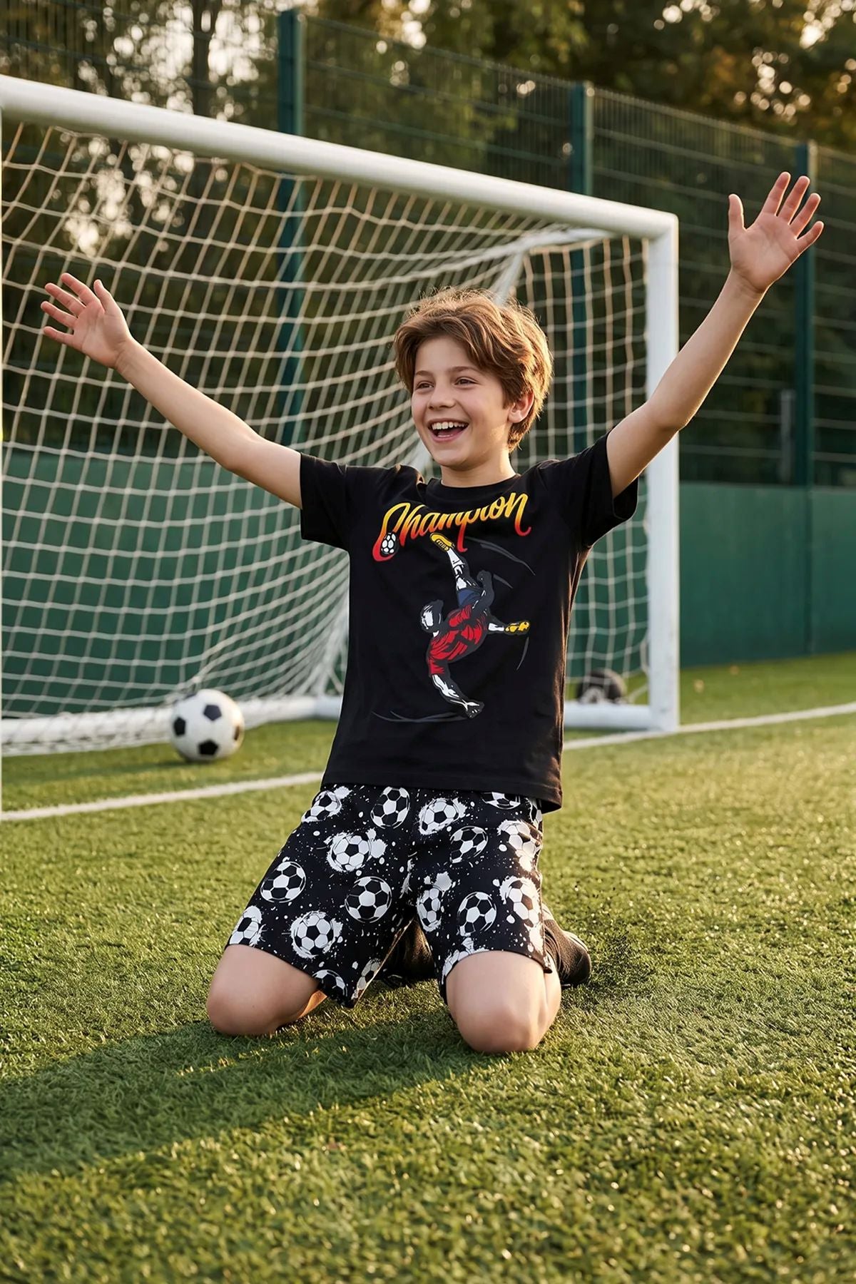 Erkek Çocuk Champion Futbol Baskılı Şort Alt - Üst Takım
