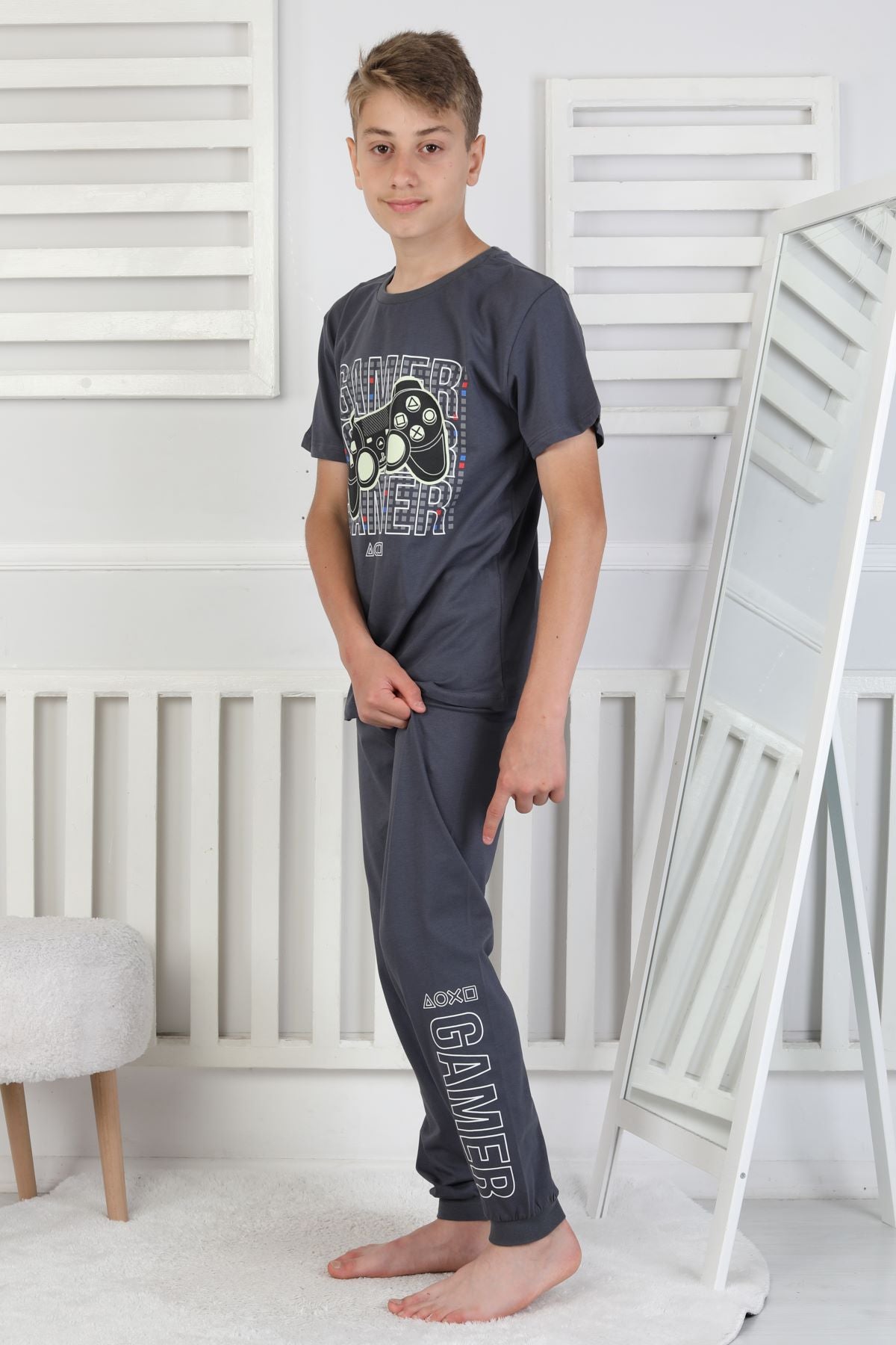 Gamer Console Desenli Kısa Kollu Erkek Çocuk Pijama Takımı
