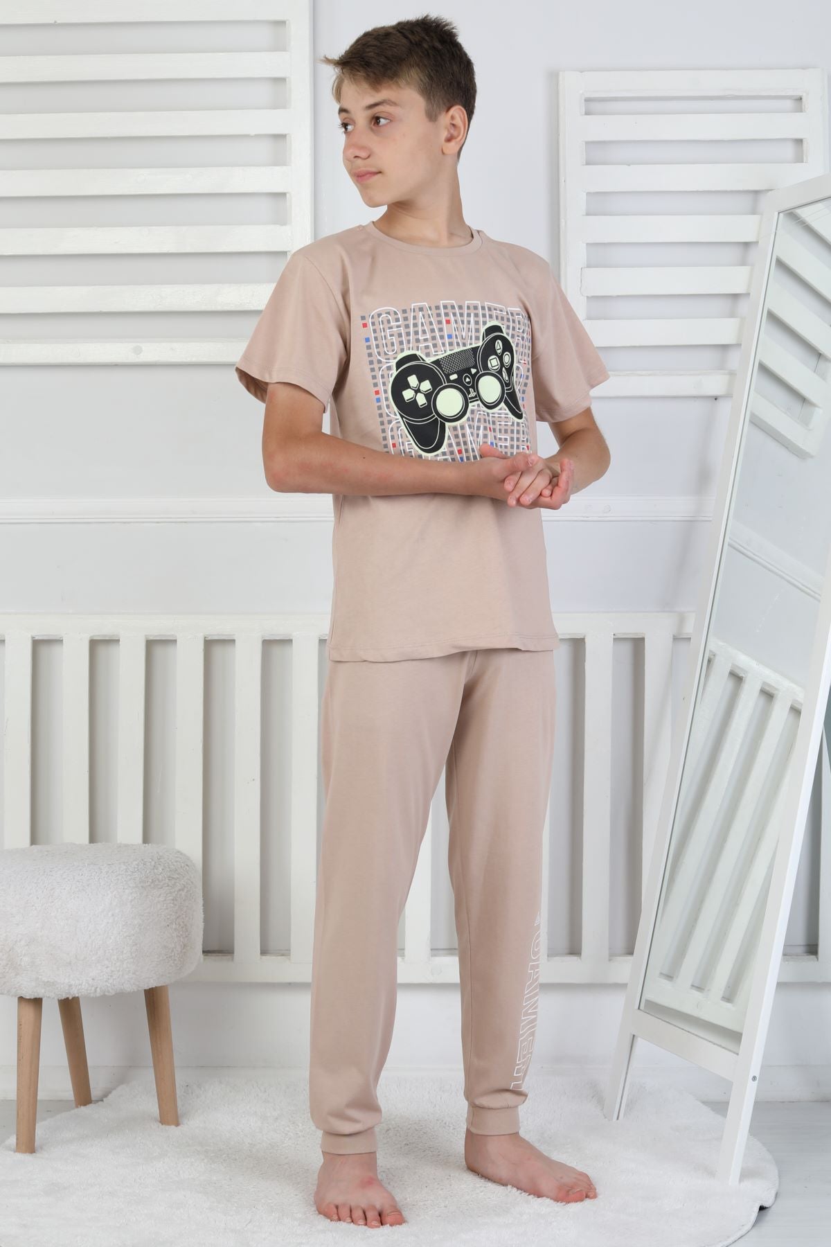 Gamer Console Desenli Kısa Kollu Erkek Çocuk Pijama Takımı