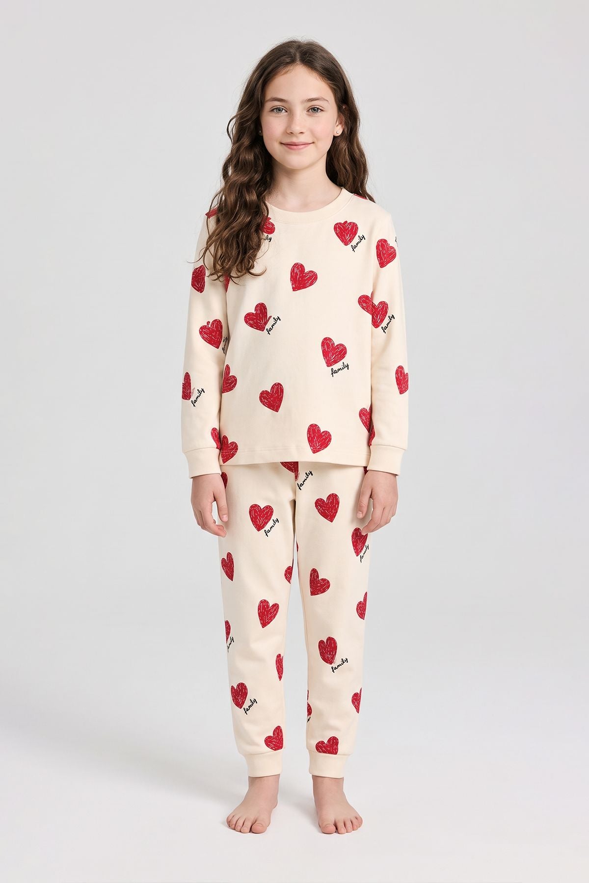 Minik Kalpler Family Desenli %100 Pamuk Kız Çocuk Pijama Takımı