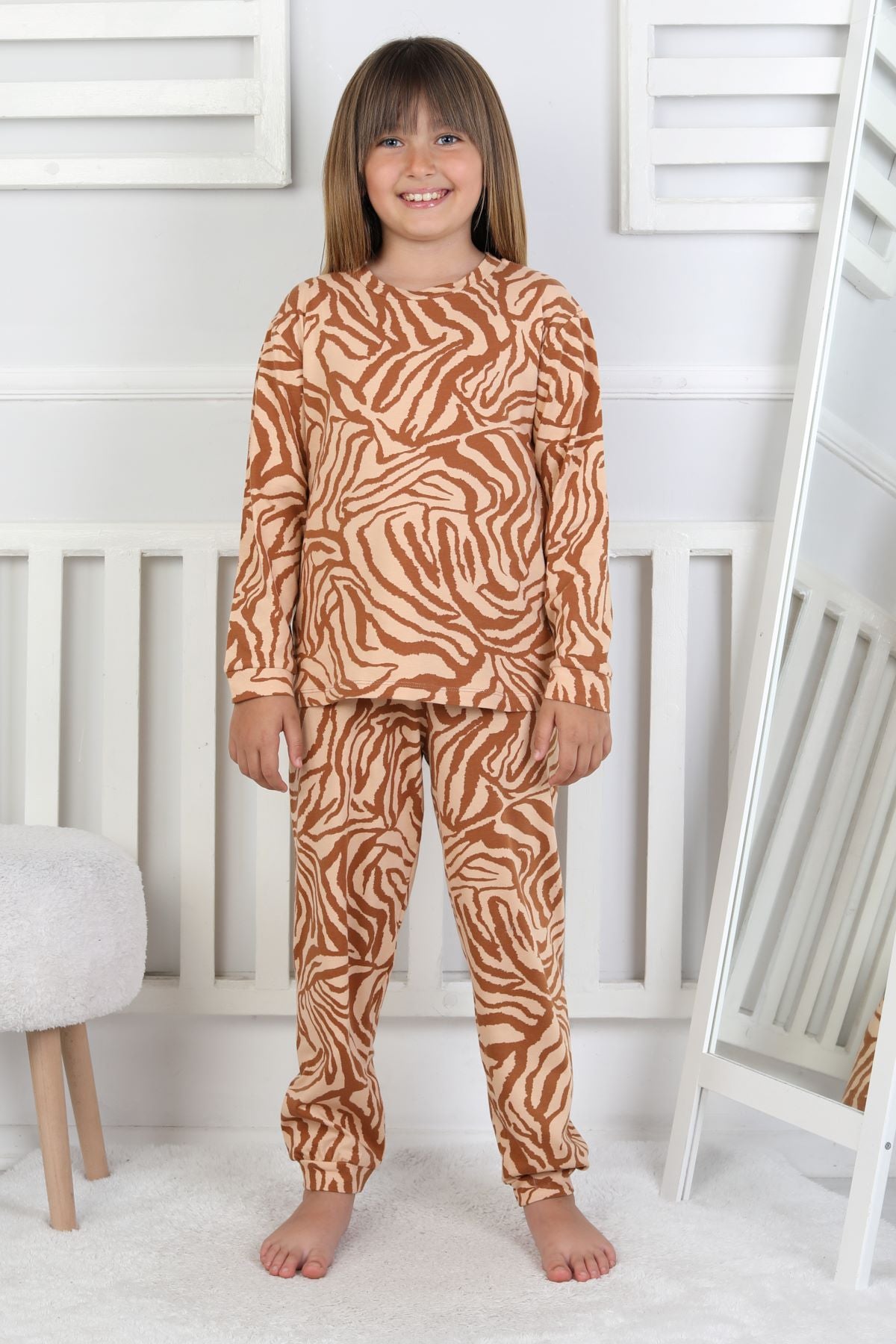 Kaplan Desenli Kız Çocuk Pijama Takımı