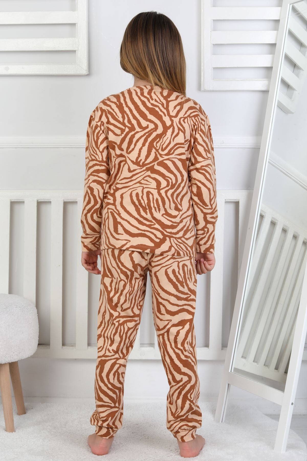 Kaplan Desenli Kız Çocuk Pijama Takımı