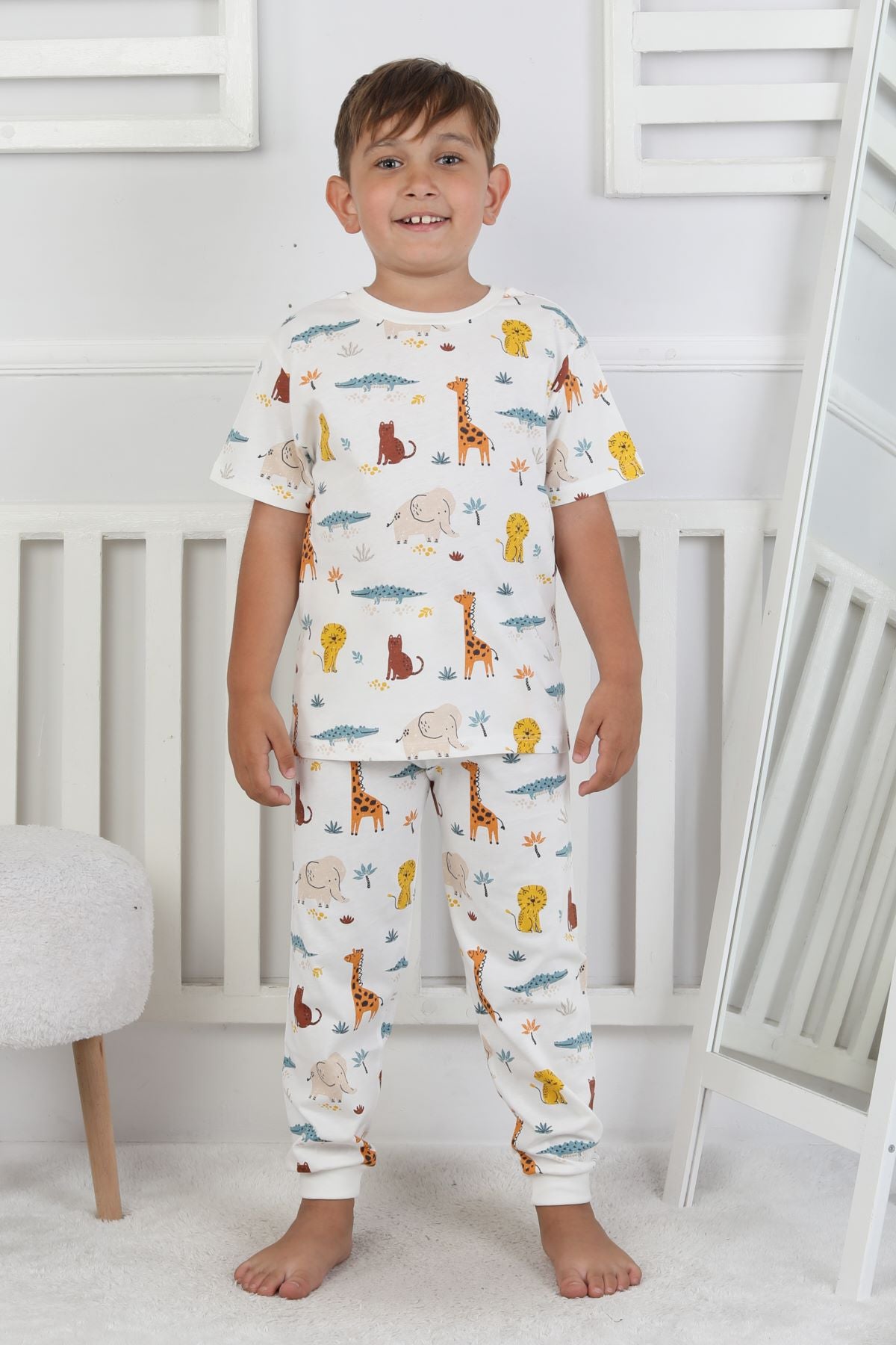 Kısa Kollu Animal Print Desenli Erkek Çocuk Pijama Takımı