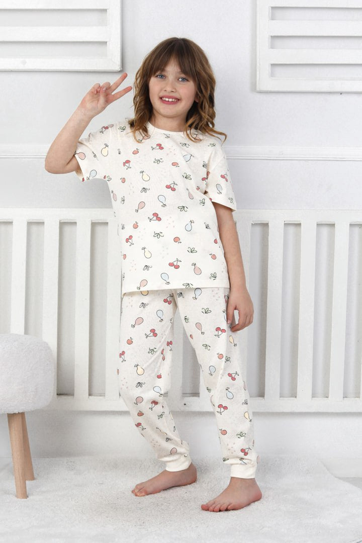 Kısa Kollu Meyve Desenli Kız Çocuk Pijama Takımı