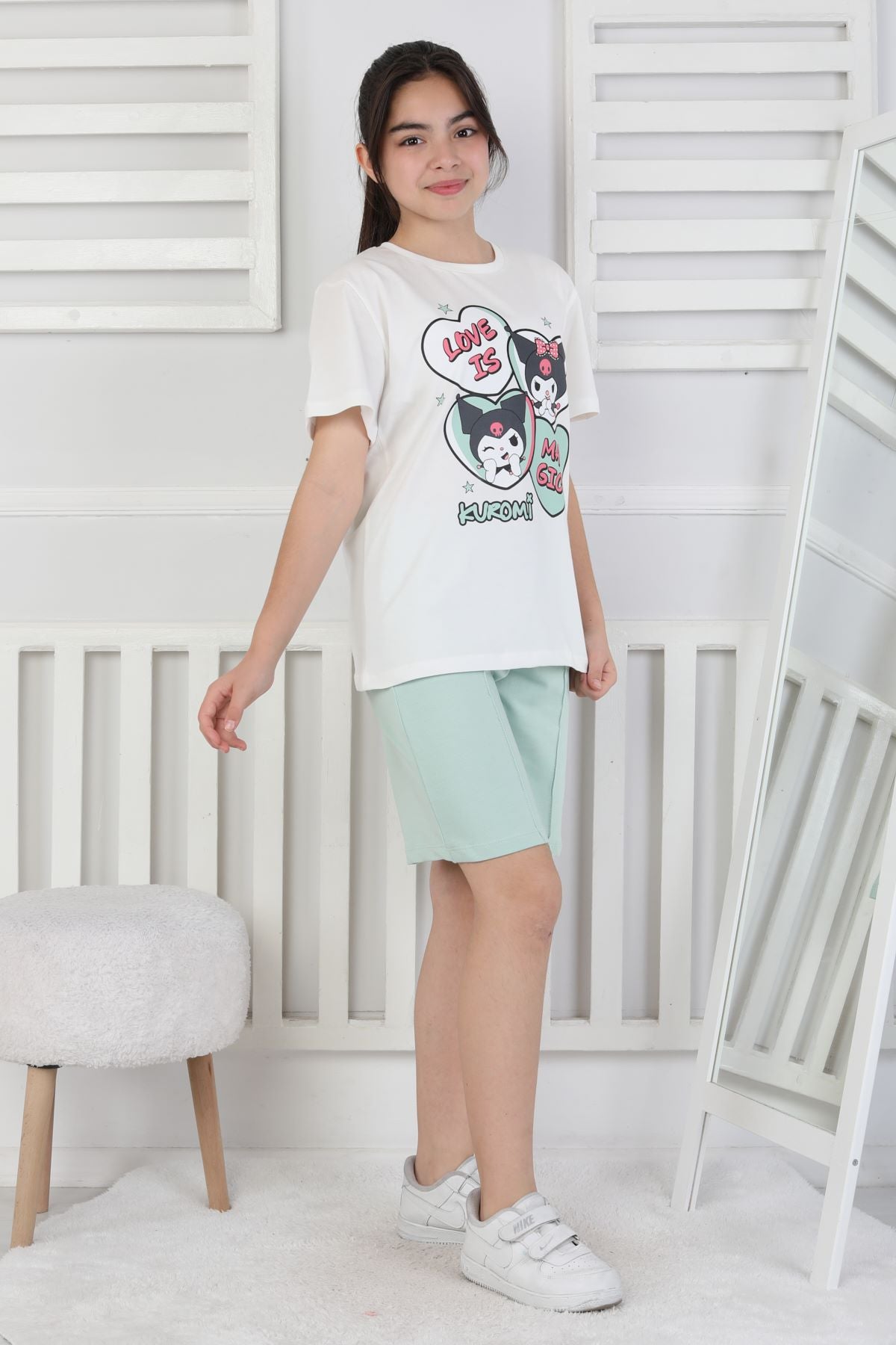 Love Is Kız Çocuk Üst Süprem Alt 2 İp Şort Takım