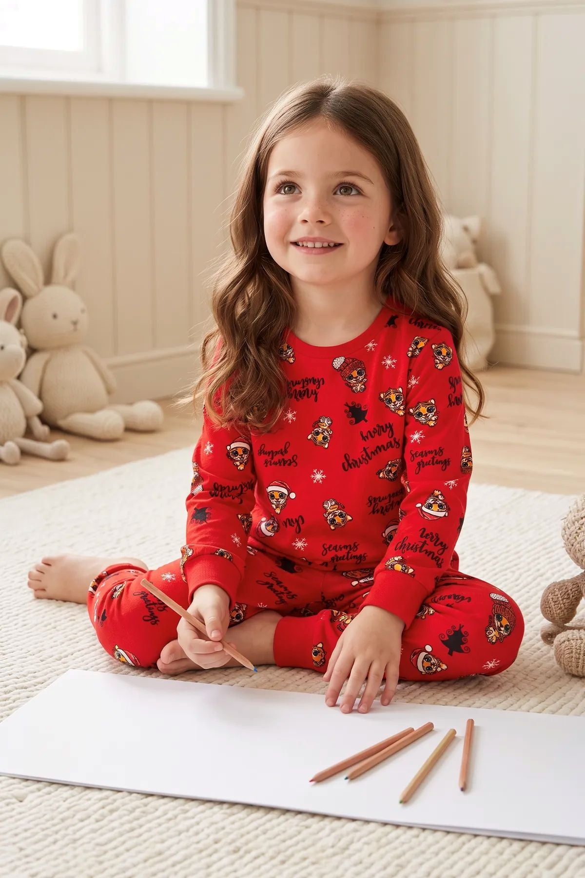 Kız Çocuk Yılbaşı Temalı Tiger Desenli Uzun Kollu Pijama Takımı