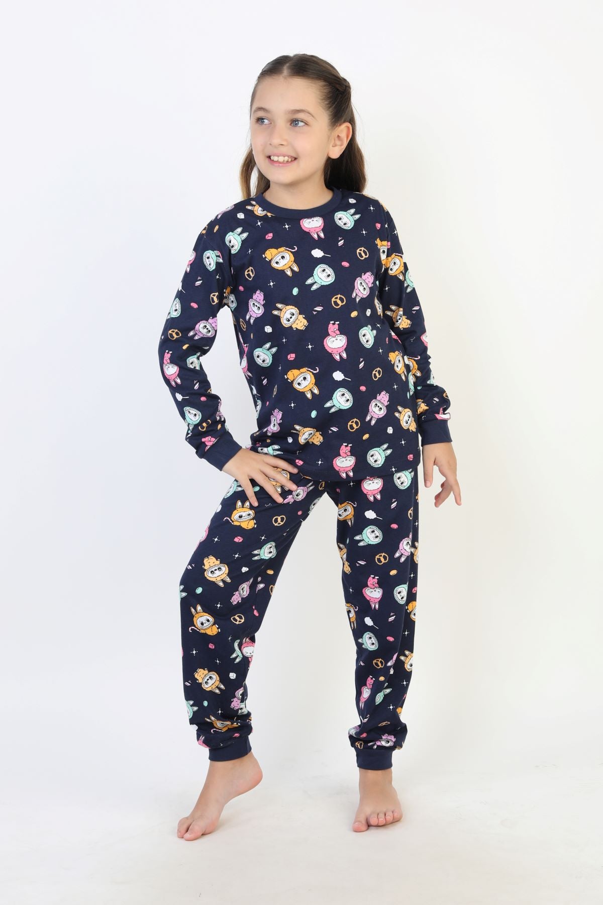 Labubu Desenli Kız Çocuk Takımı