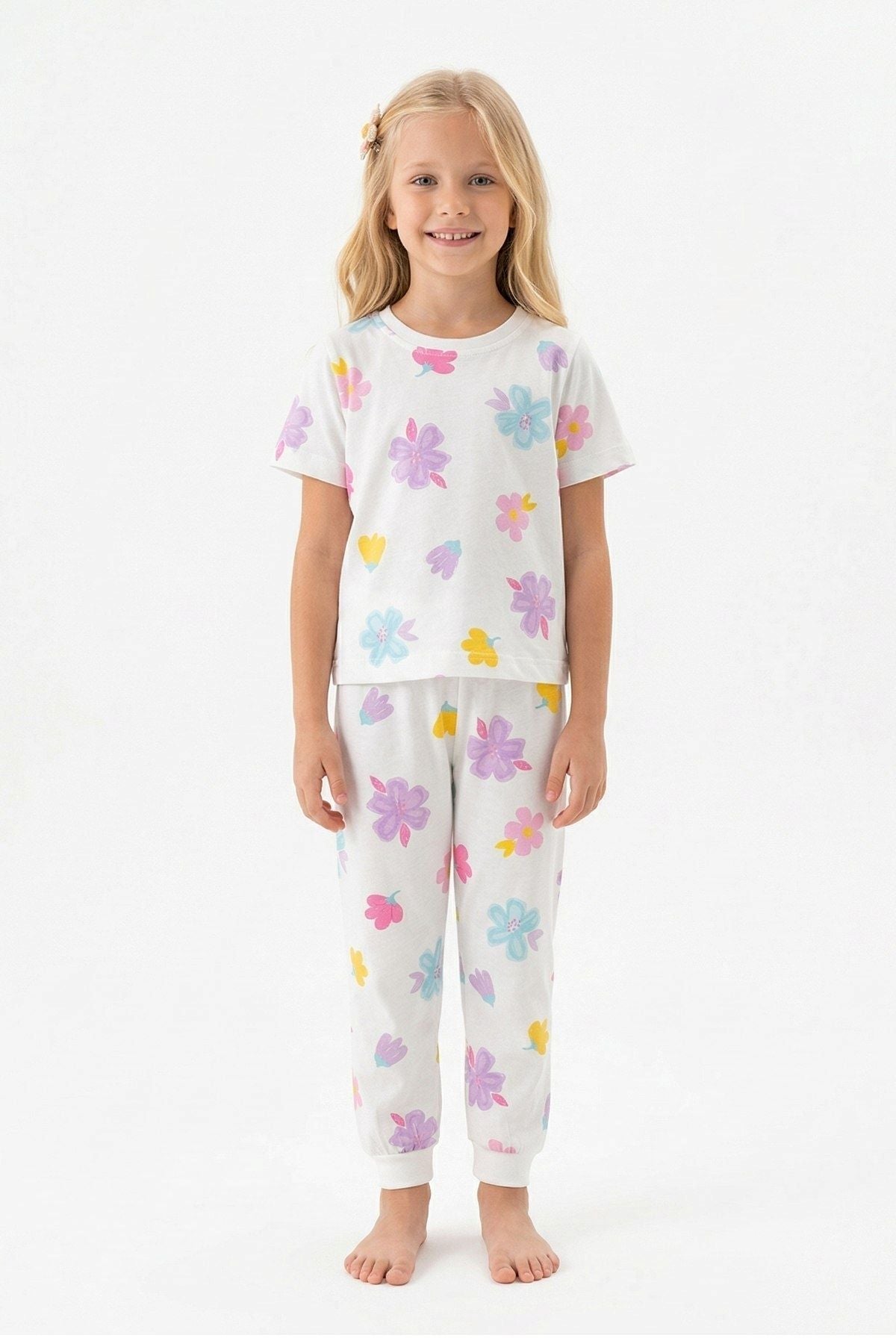 Pastel Renkli Çiçek Desenli Beyaz Kız Çocuk %100 Pamuk Pijama Takımı