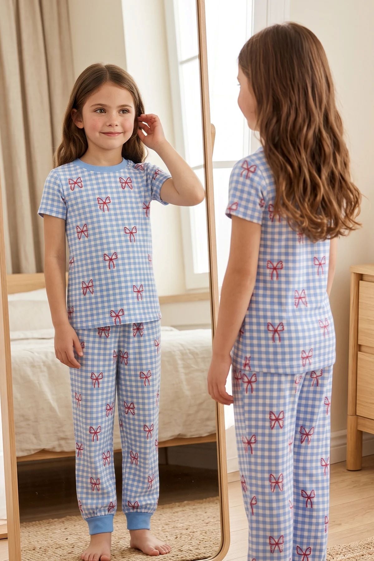 Kız Çocuk Pötikare Desenli Mavi Beyaz Renk Fiyonklu Kısa Kol %100 Pamuk Pijama Takımı