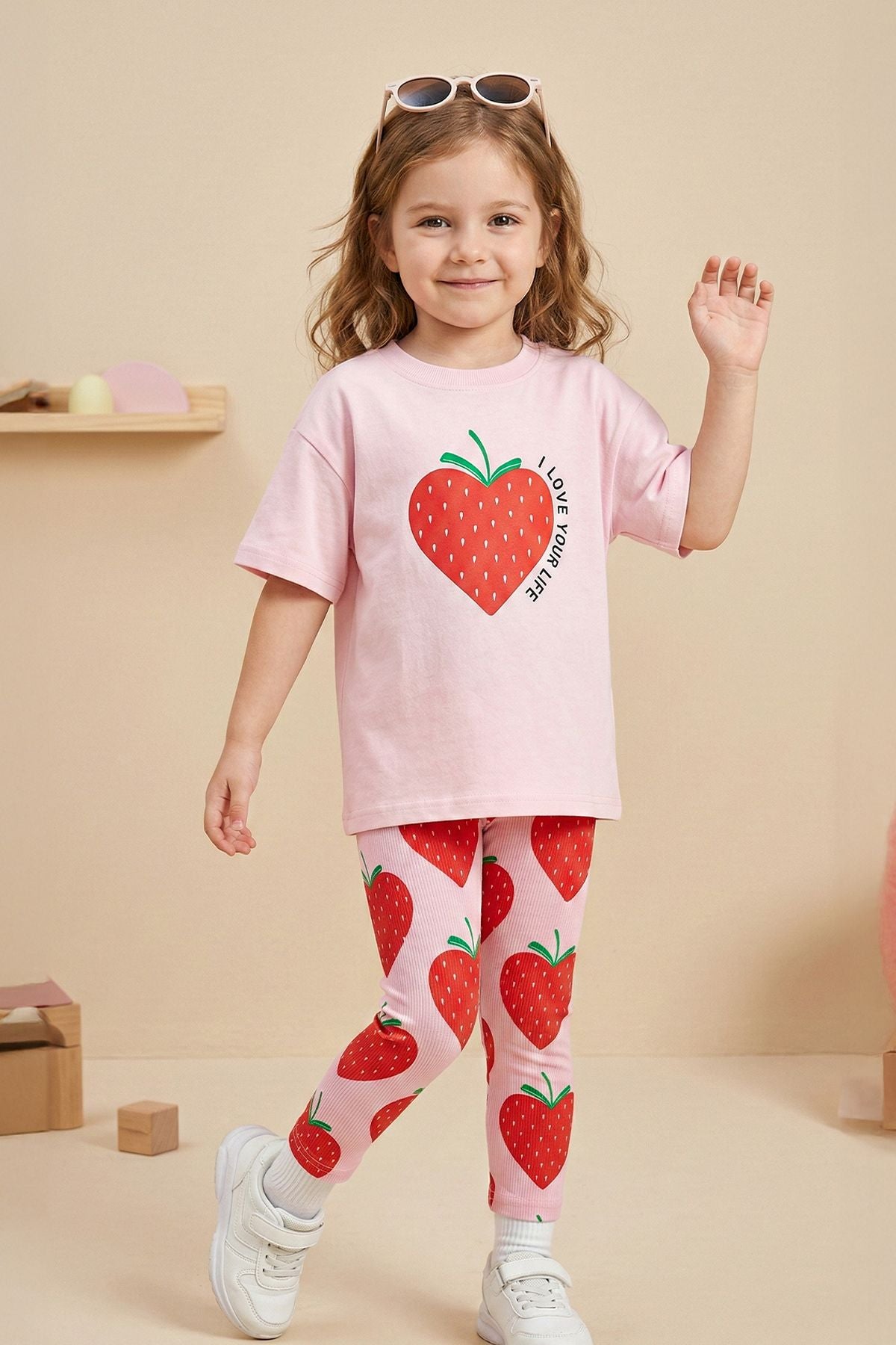 Strawberry Love Baskılı Kız Çocuk Tayt Takım – Pembe Çilek Desenli