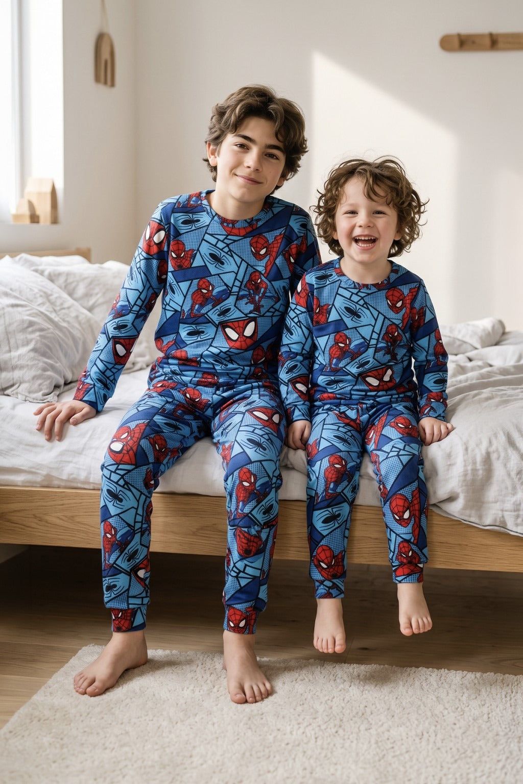 Süper Kahraman Desenli Turkuaz Renk Uzun Kol Erkek Çocuk Pijama Takımı
