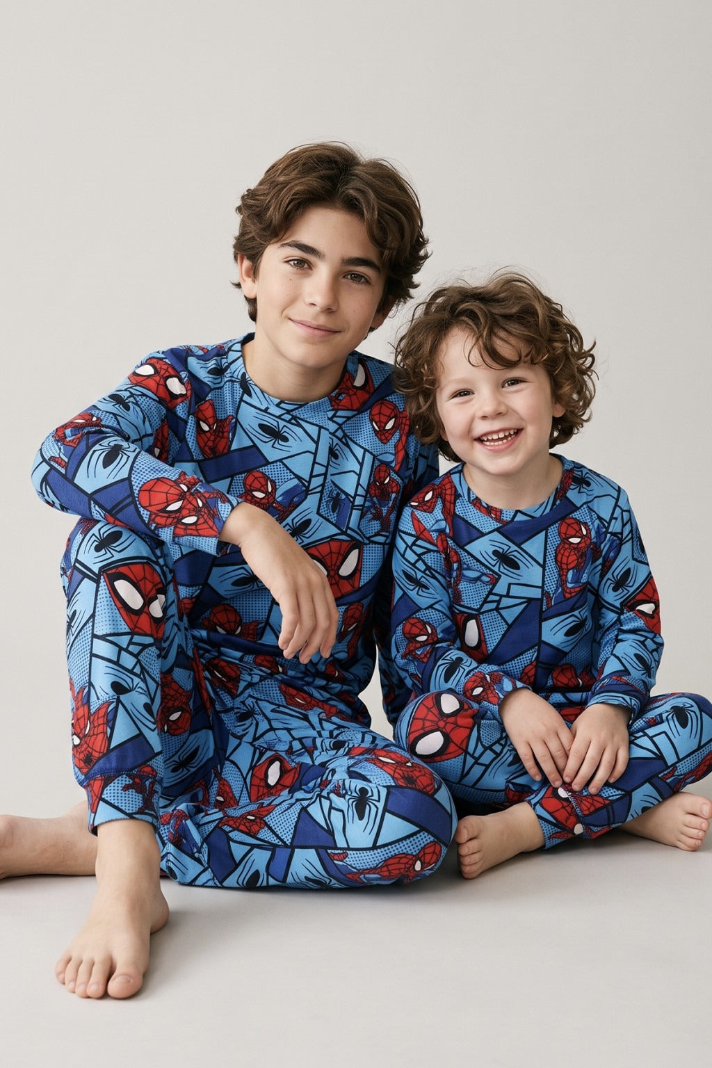 Süper Kahraman Desenli Turkuaz Renk Uzun Kol Erkek Çocuk Pijama Takımı