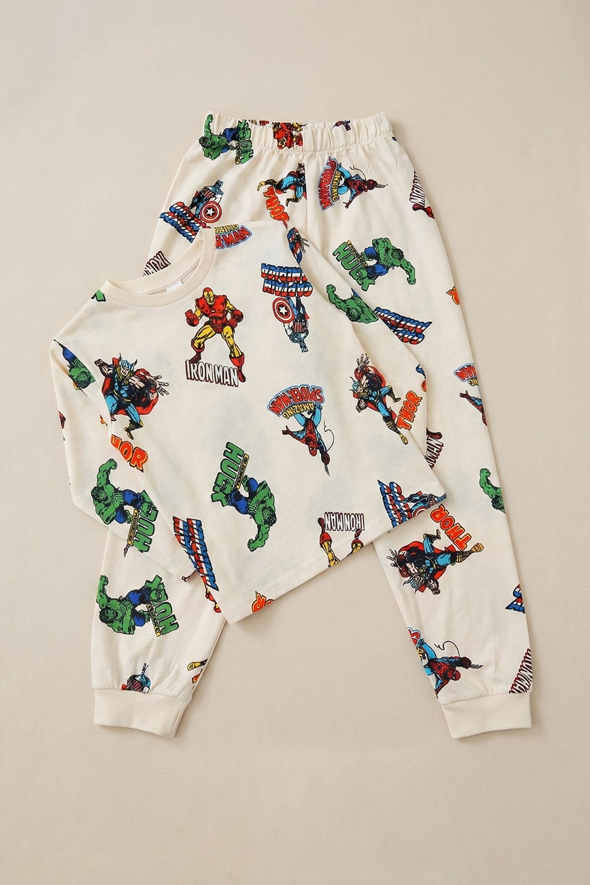 Süper Kahramanlar Desenli %100 Pamuk Beyaz Erkek Çocuk Pijama Takımı