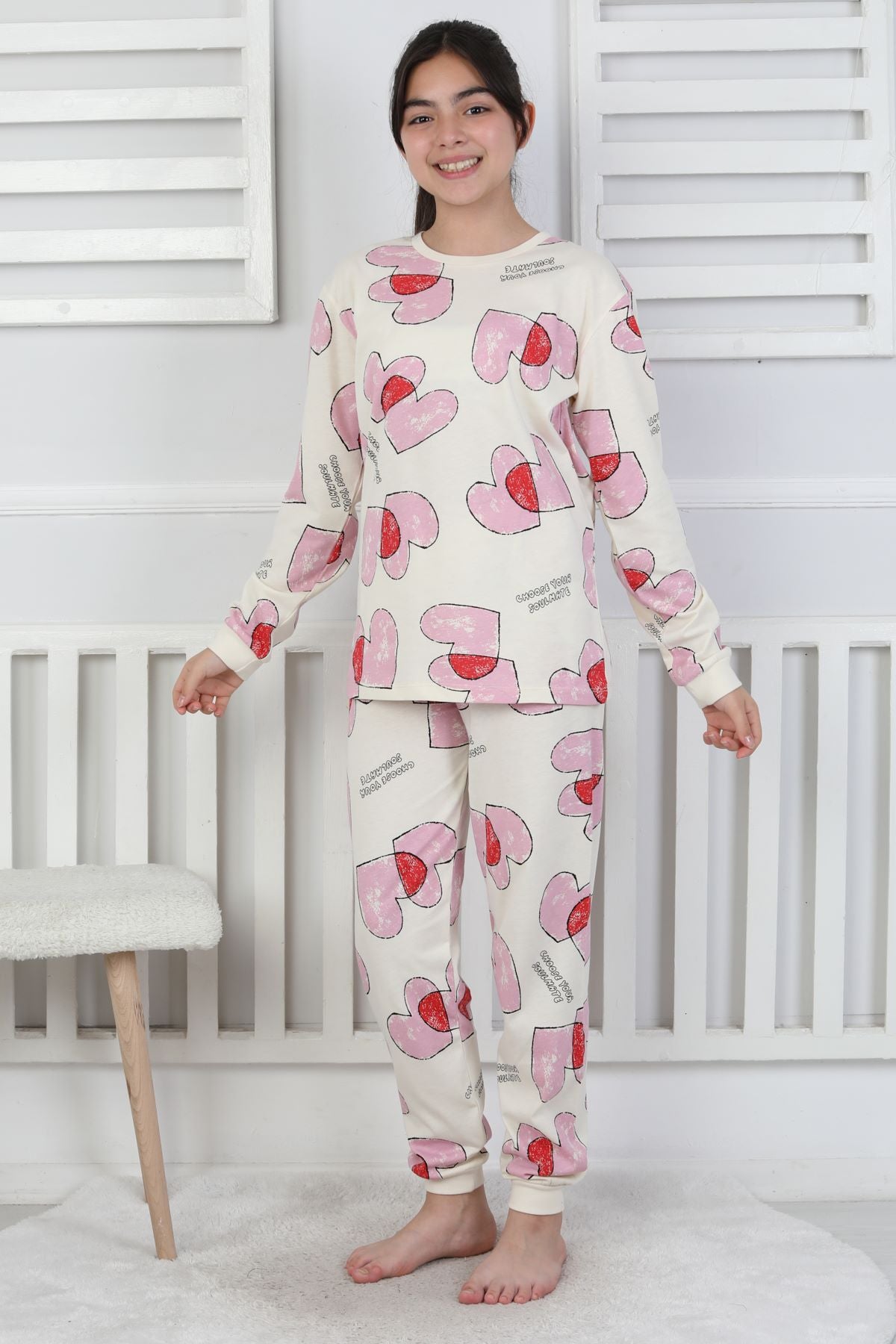 Tangled Hearts Desenli Kız Çocuk Pijama Takımı 8-13