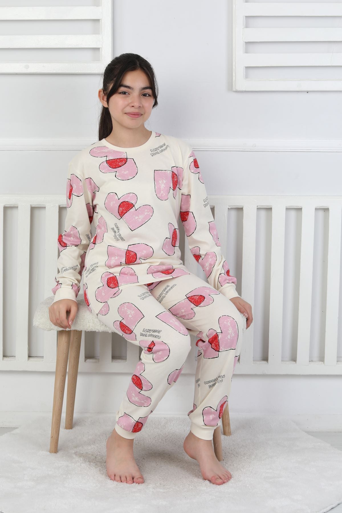 Tangled Hearts Desenli Kız Çocuk Pijama Takımı 8-13