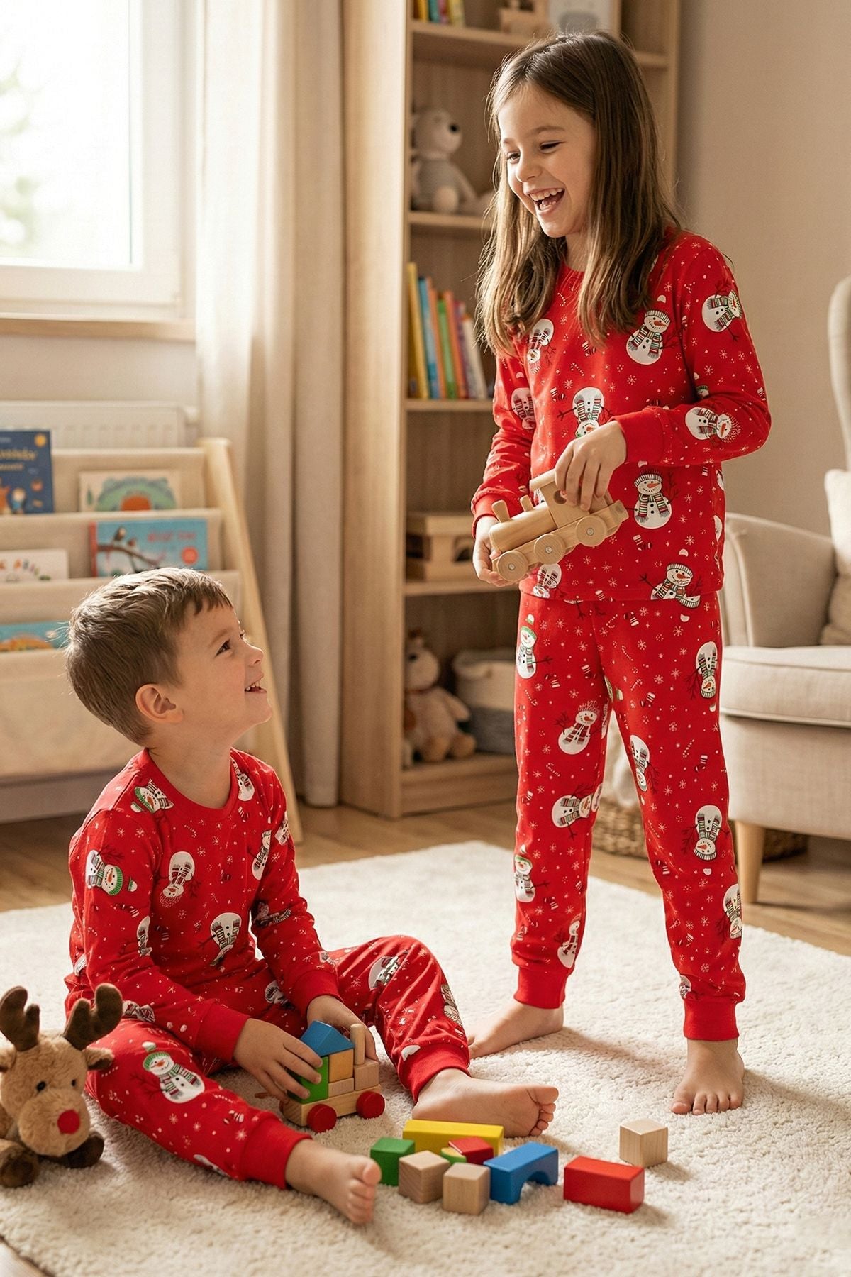 Unisex Yılbaşı Kardan Adam Desenli Çocuk Pijama Takımı